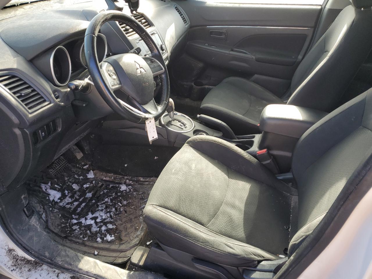 2015 Mitsubishi Outlander - Image 7