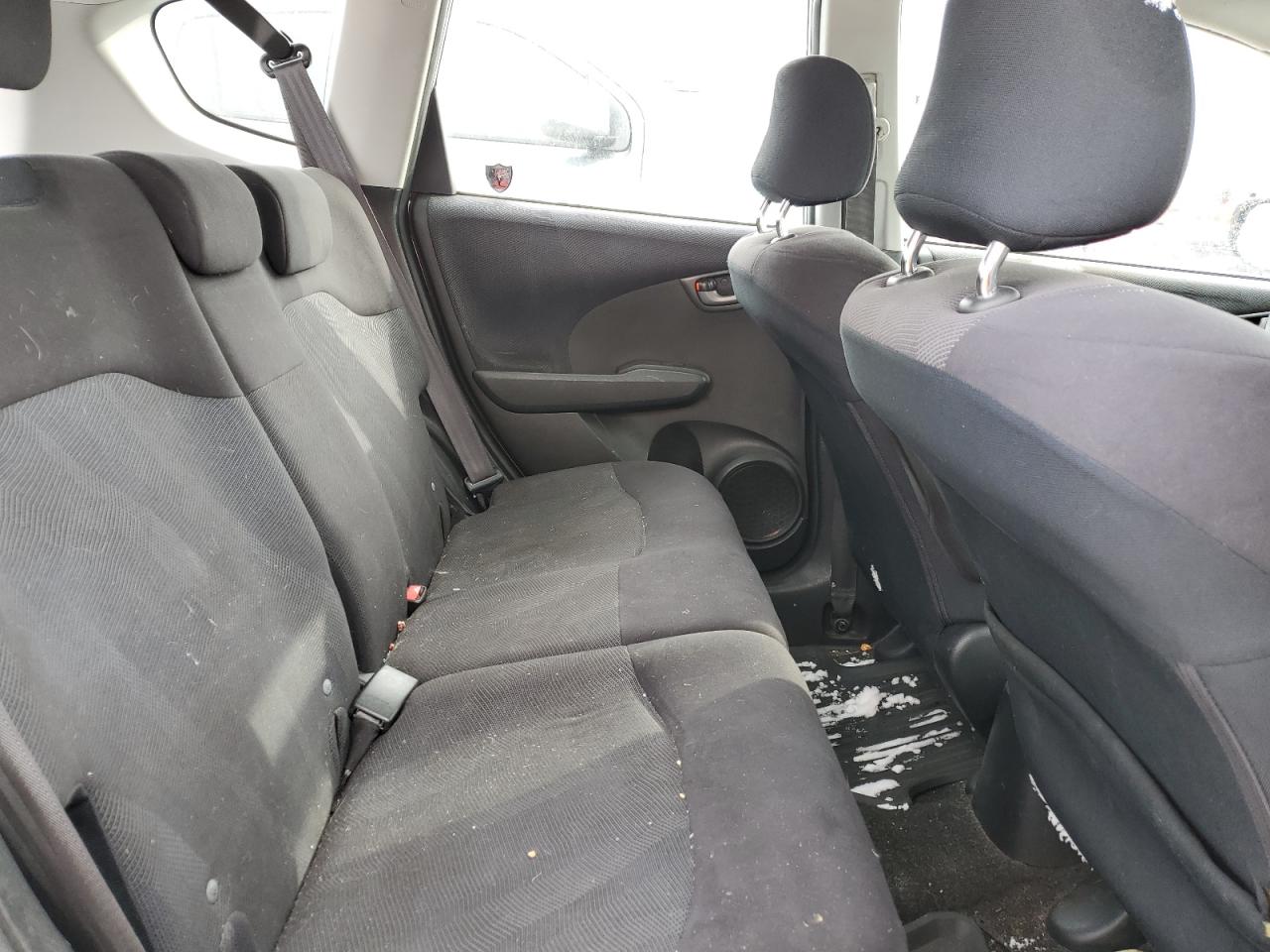 2010 Honda Fit - Image 10