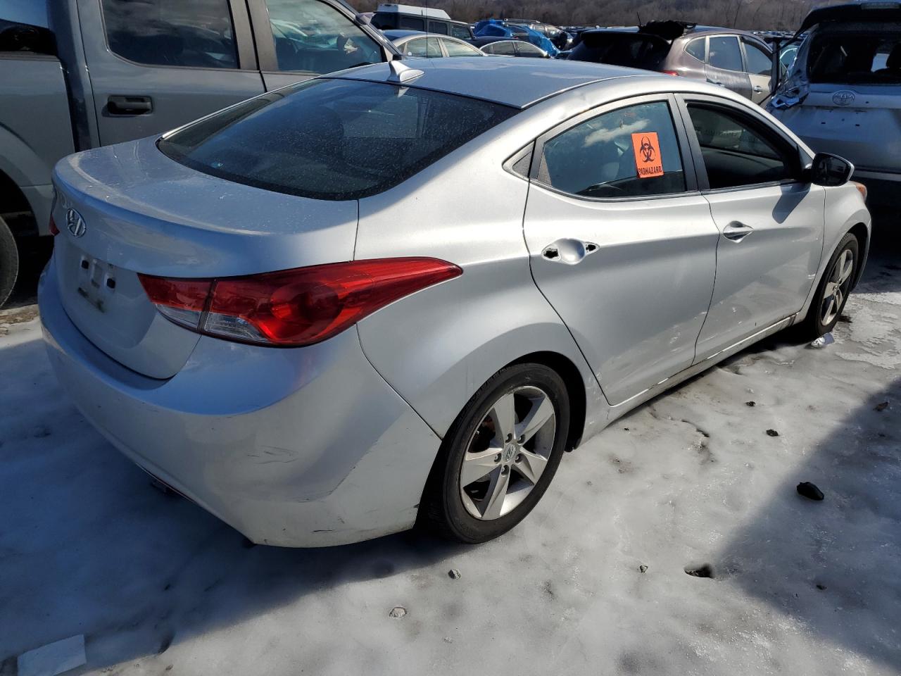 2012 Hyundai Elantra - Image 3