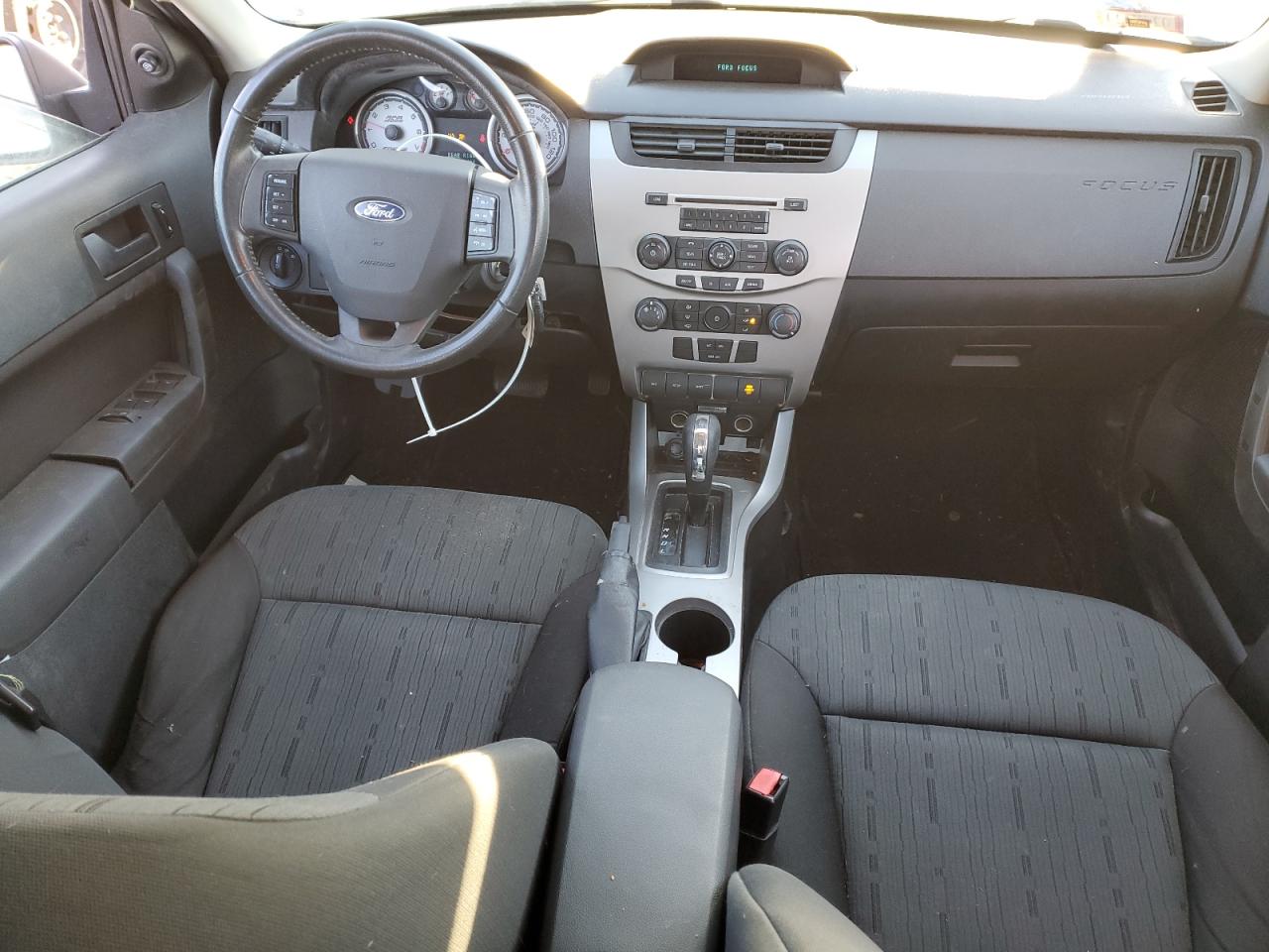 2009 Ford Focus - Image 8