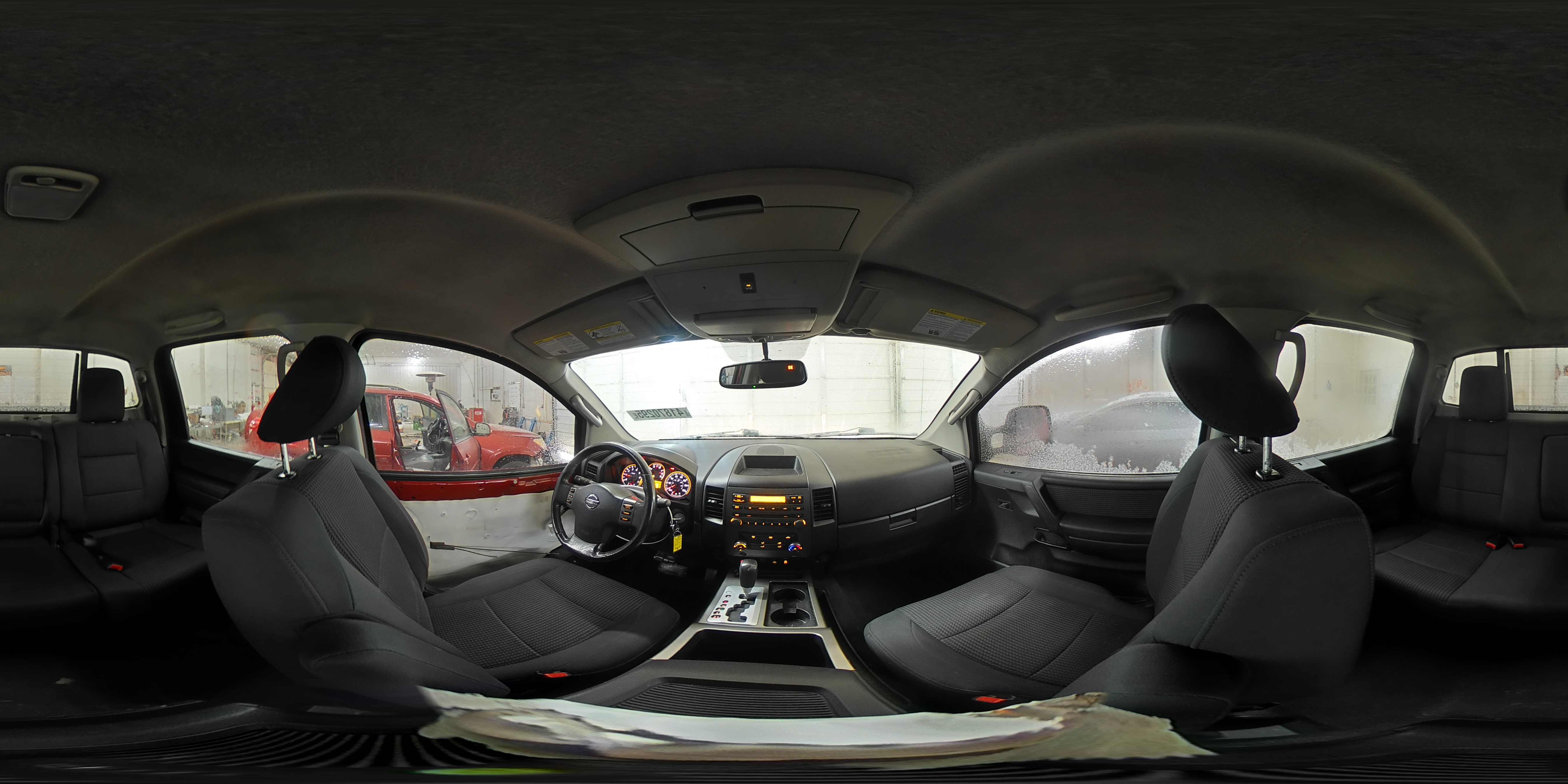 2012 Nissan Titan - Image 16