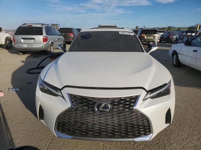  LEXUS IS 2021 Белы