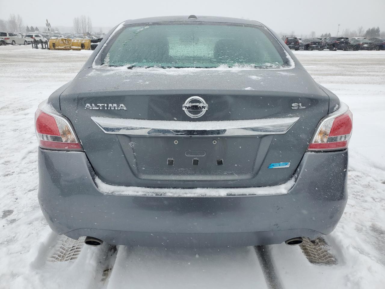 2015 Nissan Altima - Image 6