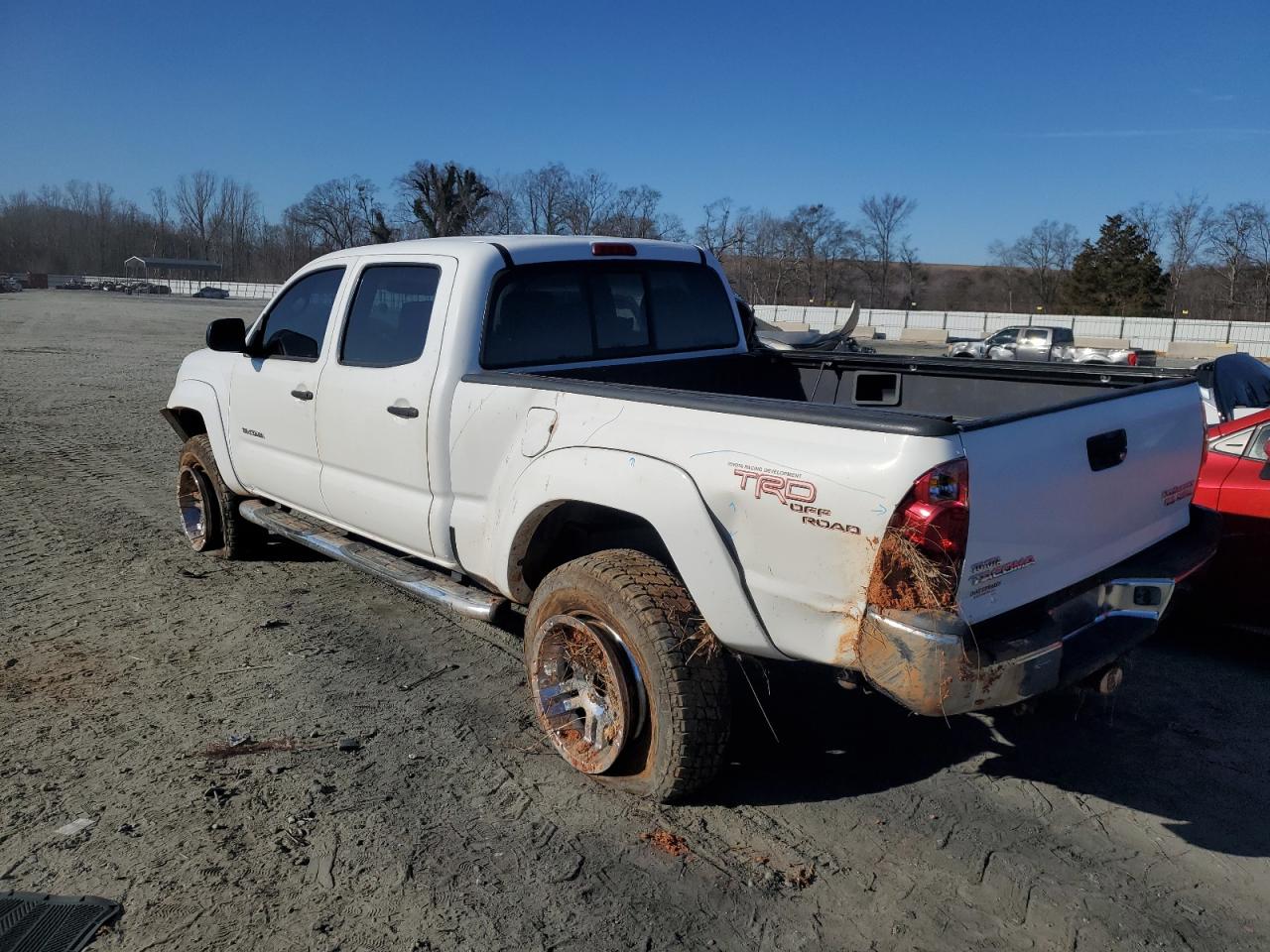 2006 Toyota Tacoma - Image 2