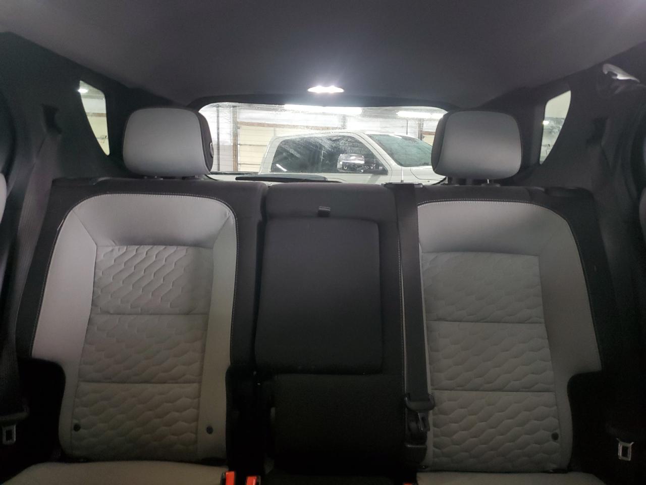 2018 Chevrolet Equinox - Image 10