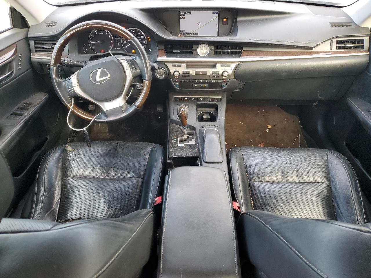 2015 Lexus ES - Image 8