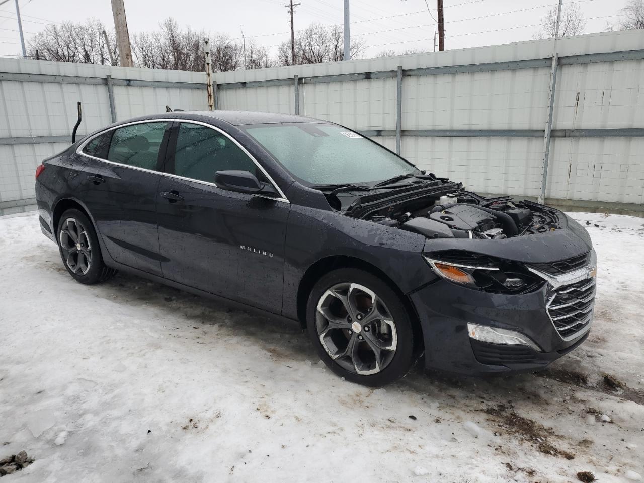 2023 Chevrolet Malibu - Image 4
