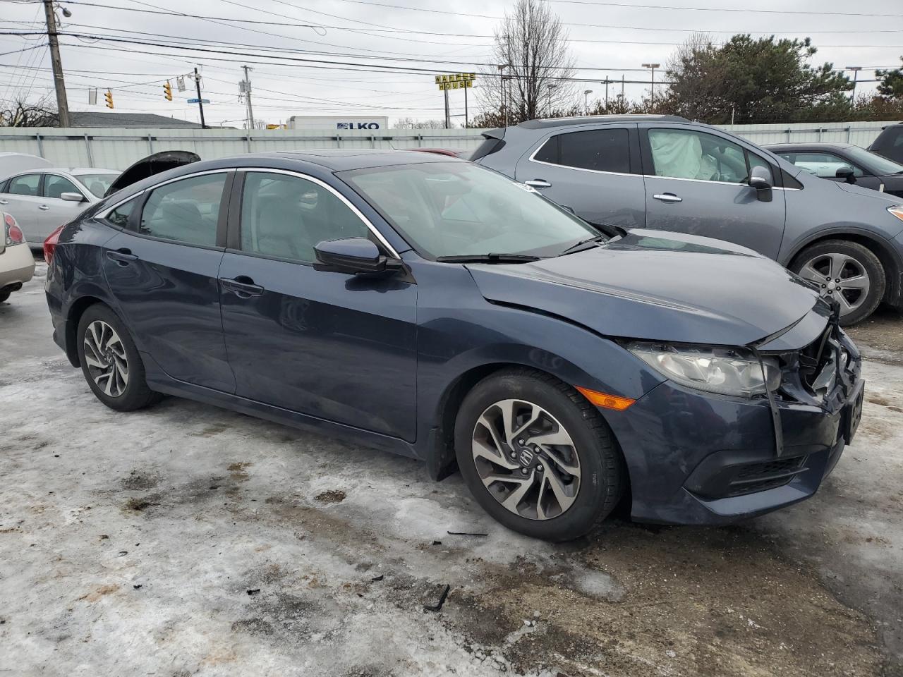 2017 Honda Civic - Image 4