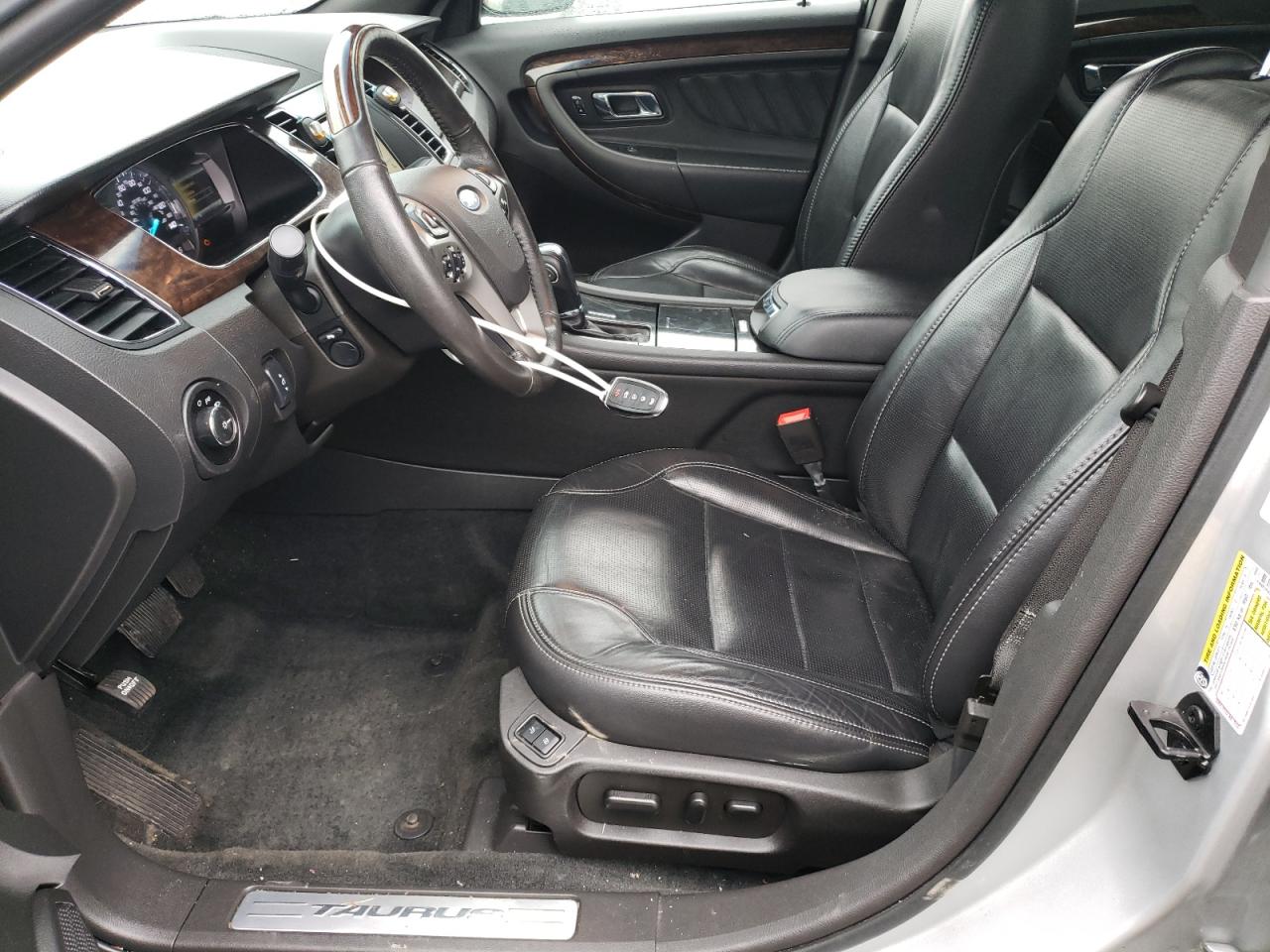 2017 Ford Taurus - Image 7