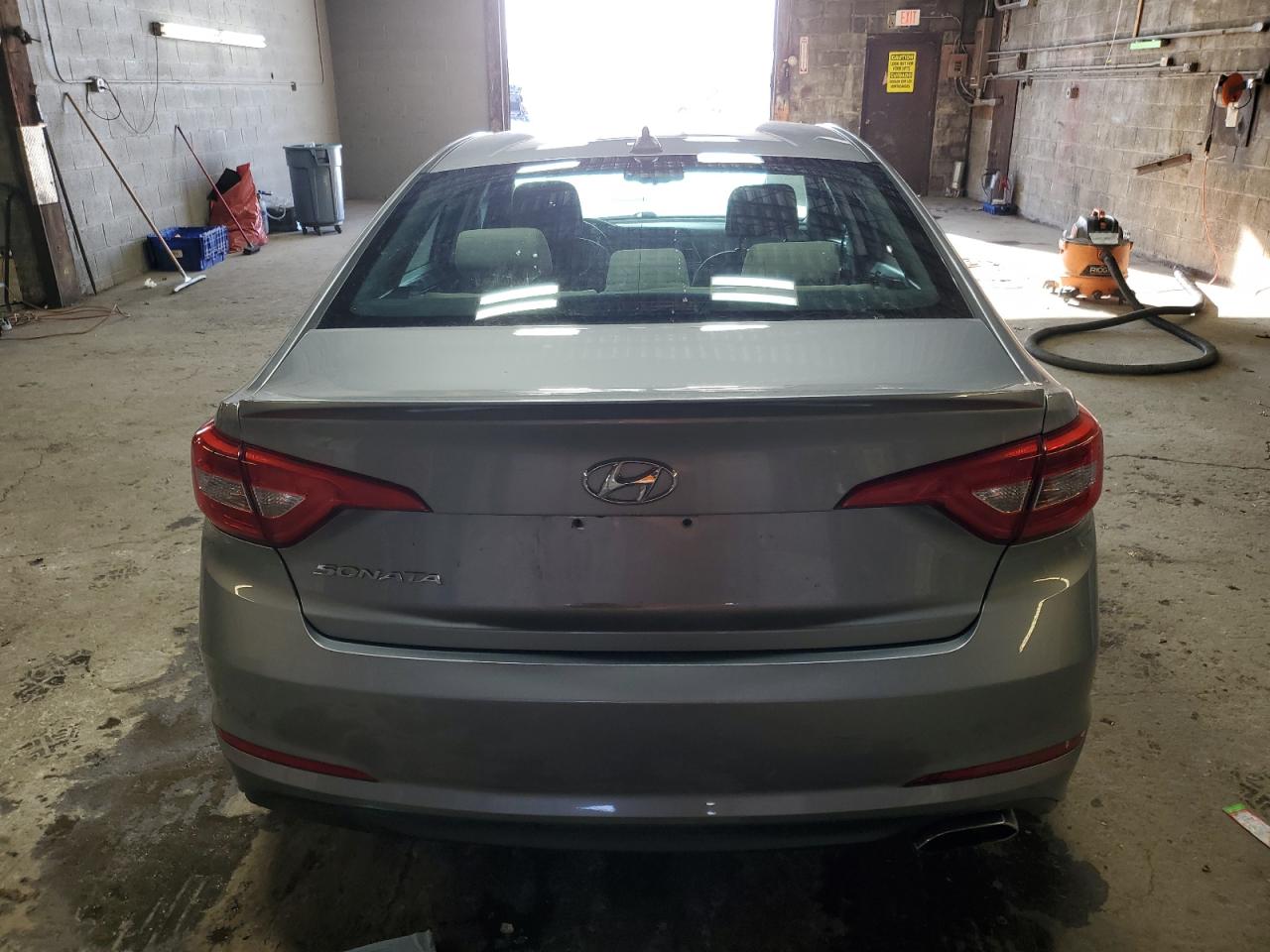 2016 Hyundai Sonata - Image 6