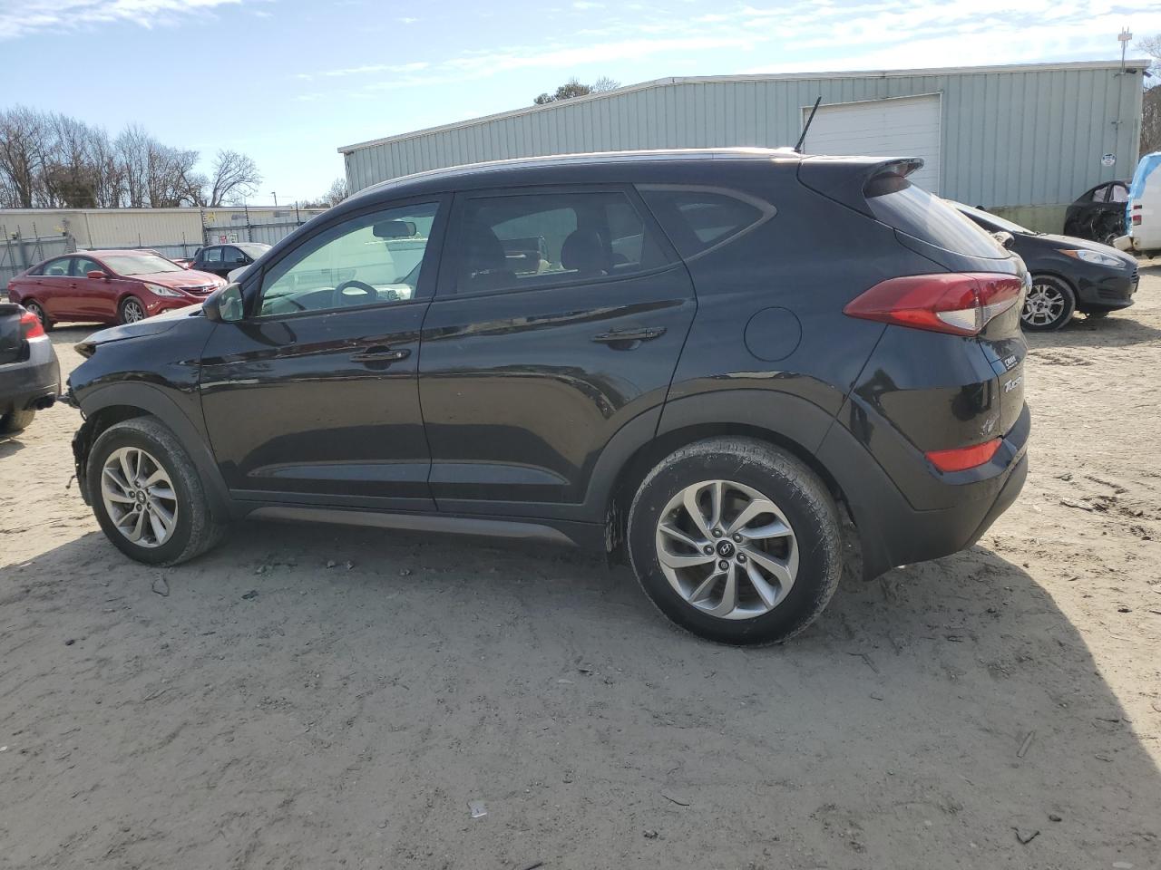 2016 Hyundai Tucson - Image 2