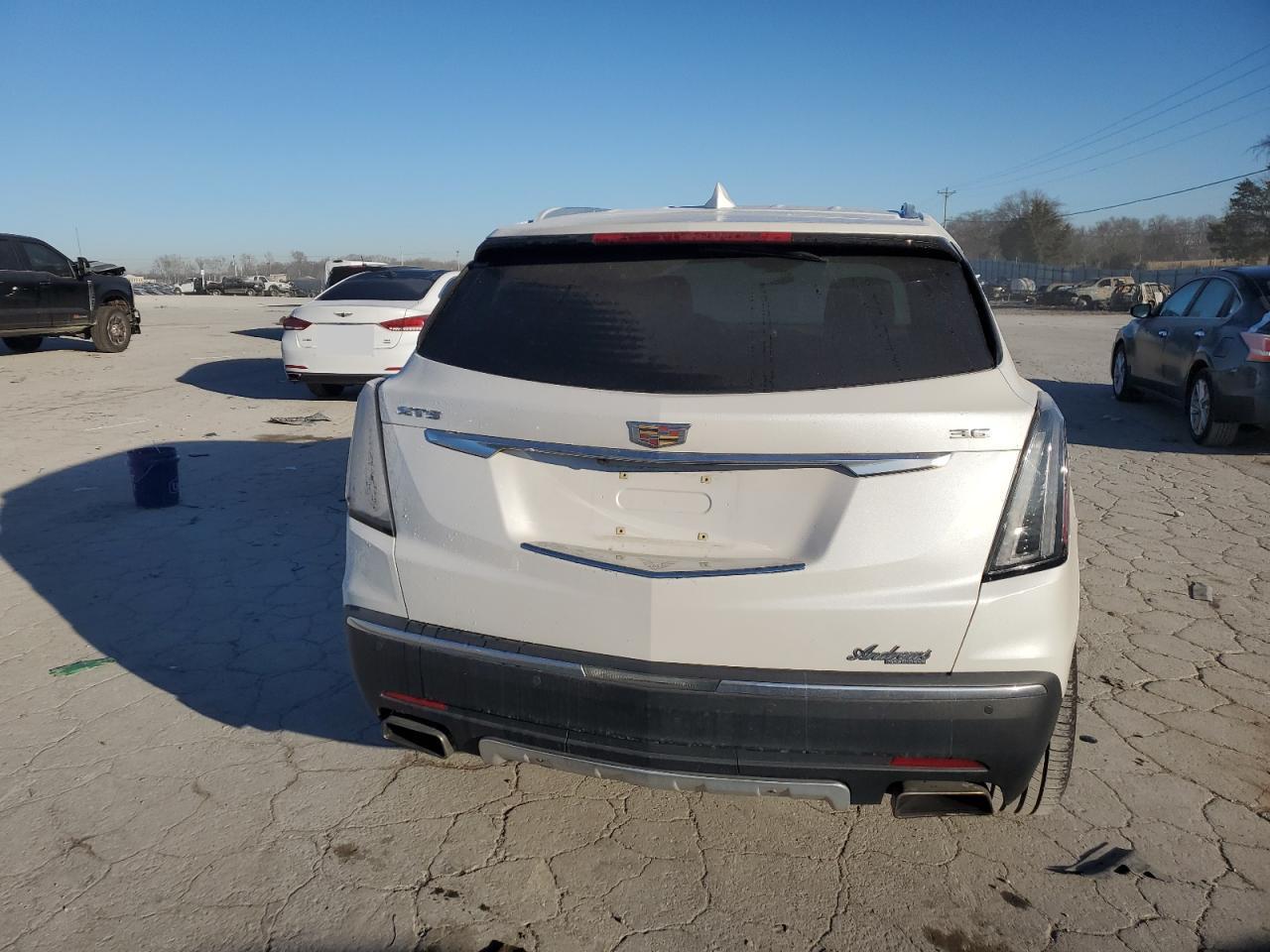 2018 Cadillac XT5 - Image 6