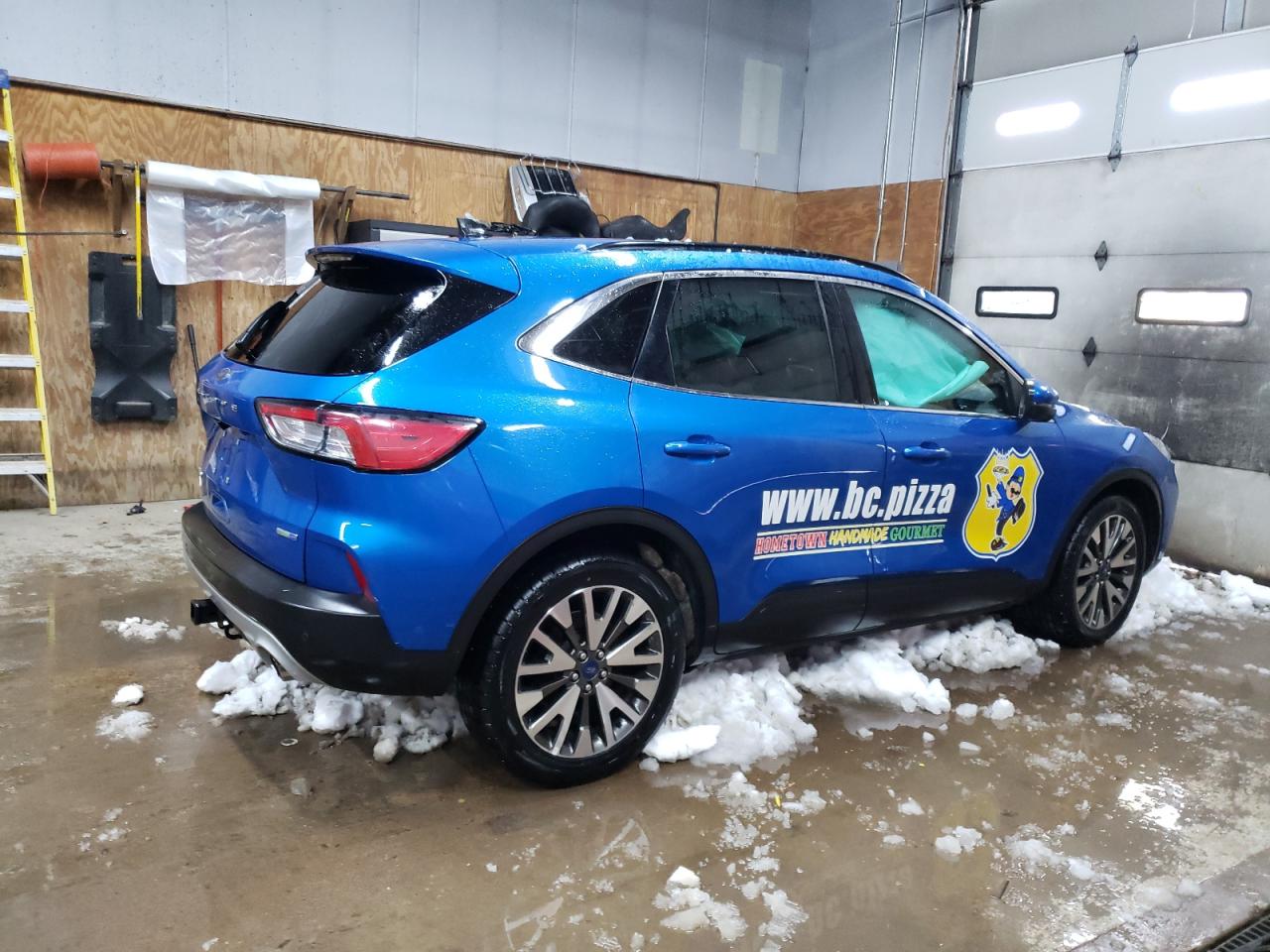 2020 Ford Escape - Image 3