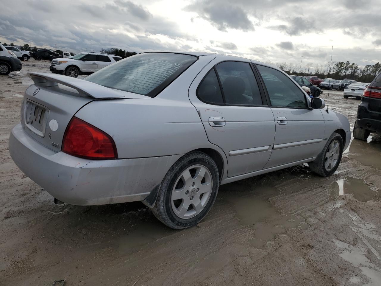 2006 Nissan Sentra - Image 3