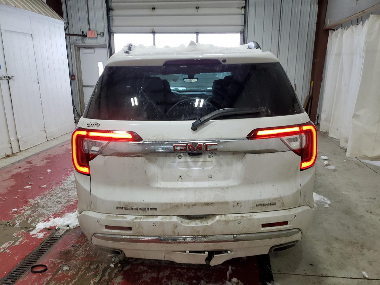 2021 GMC Acadia - Image 6