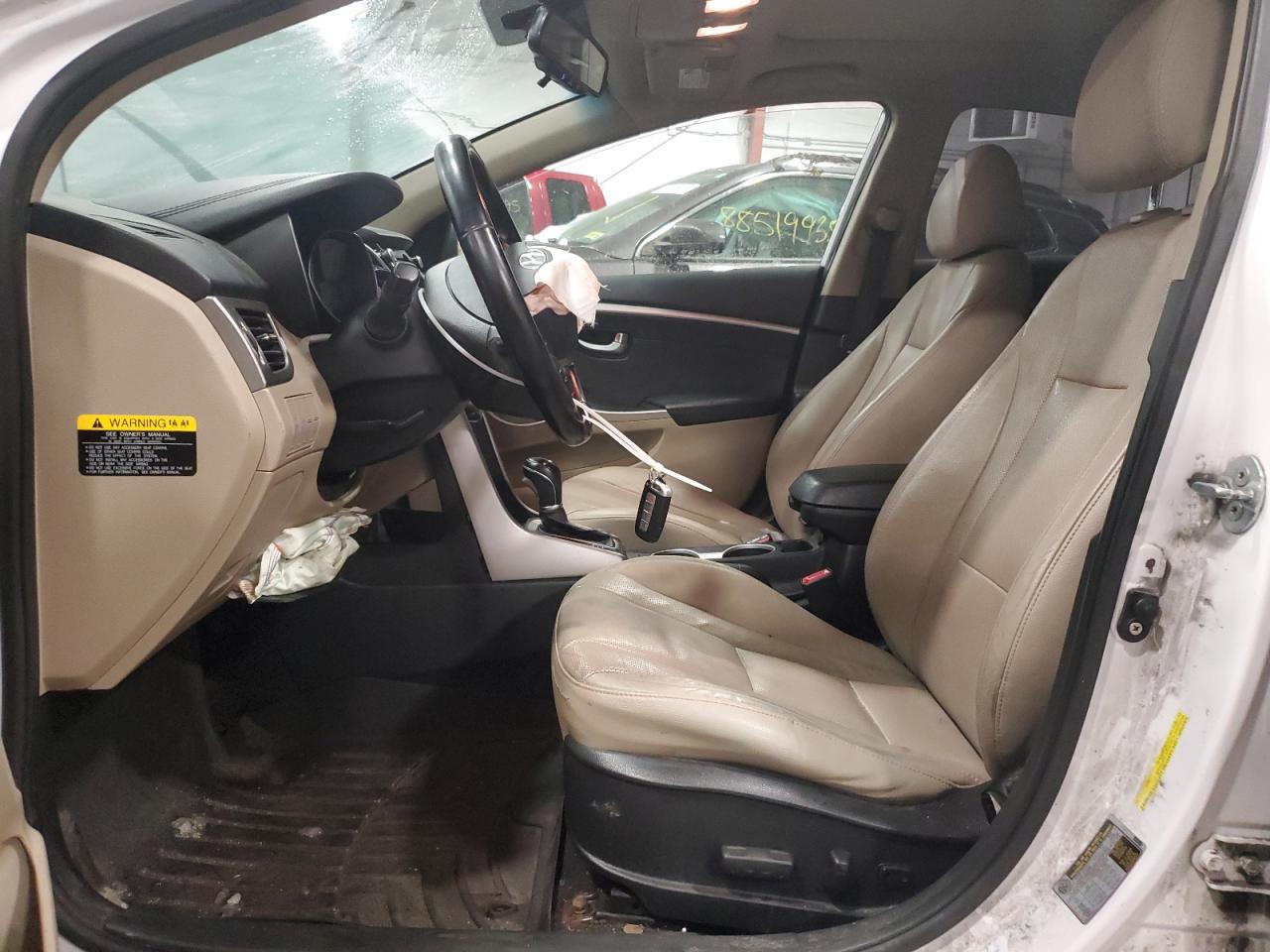 2014 Hyundai Elantra - Image 7
