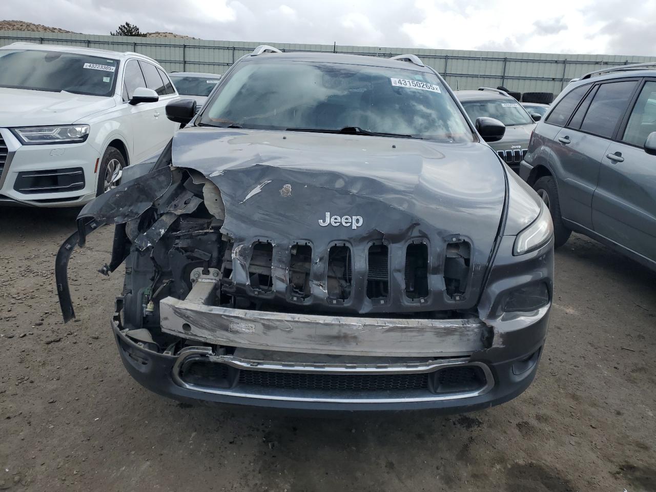 2017 Jeep Grand Cherokee - Image 5