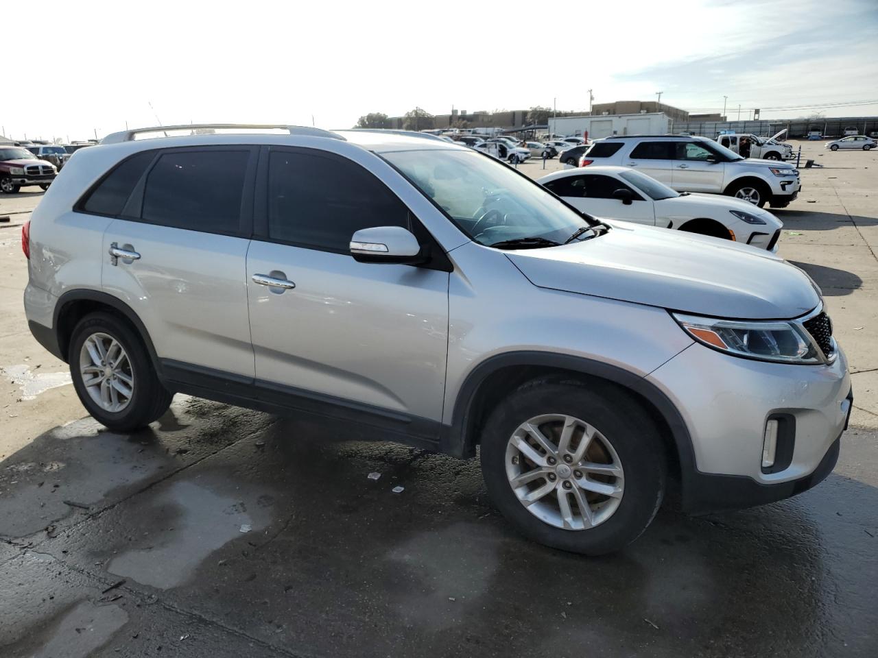 2014 Kia Sorento - Image 4