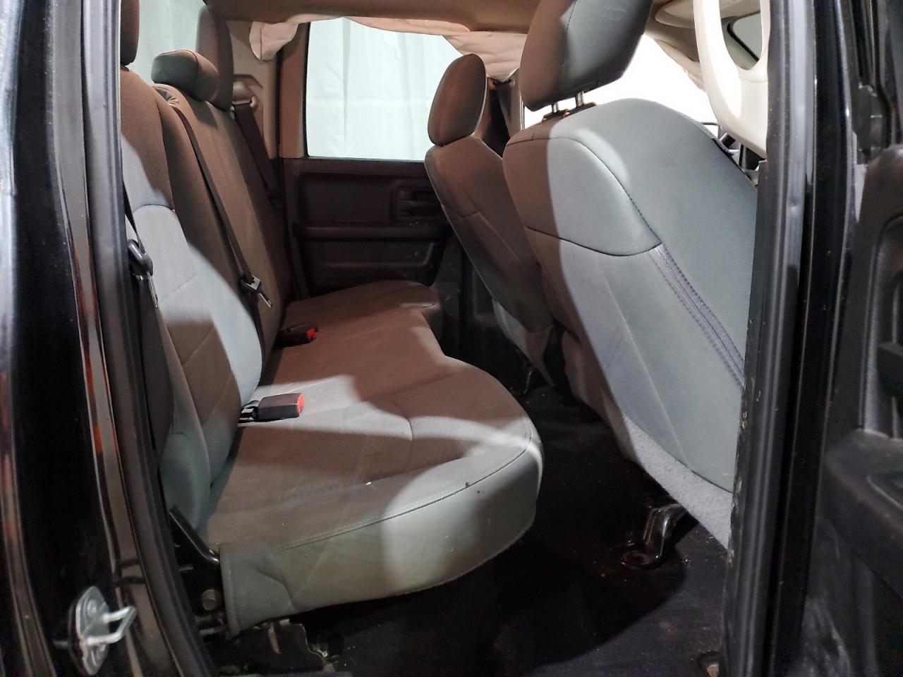2018 RAM 1500 - Image 11