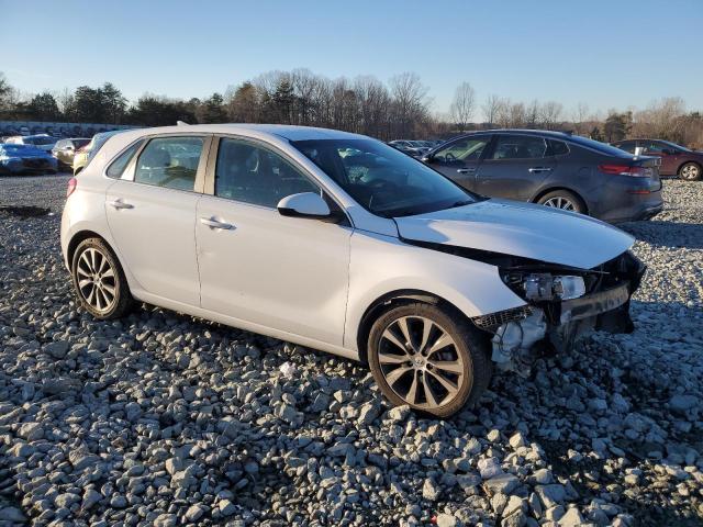  HYUNDAI ELANTRA 2018 White