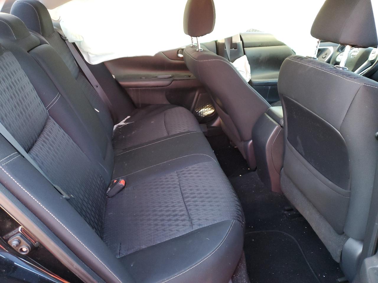 2018 Nissan Altima - Image 10