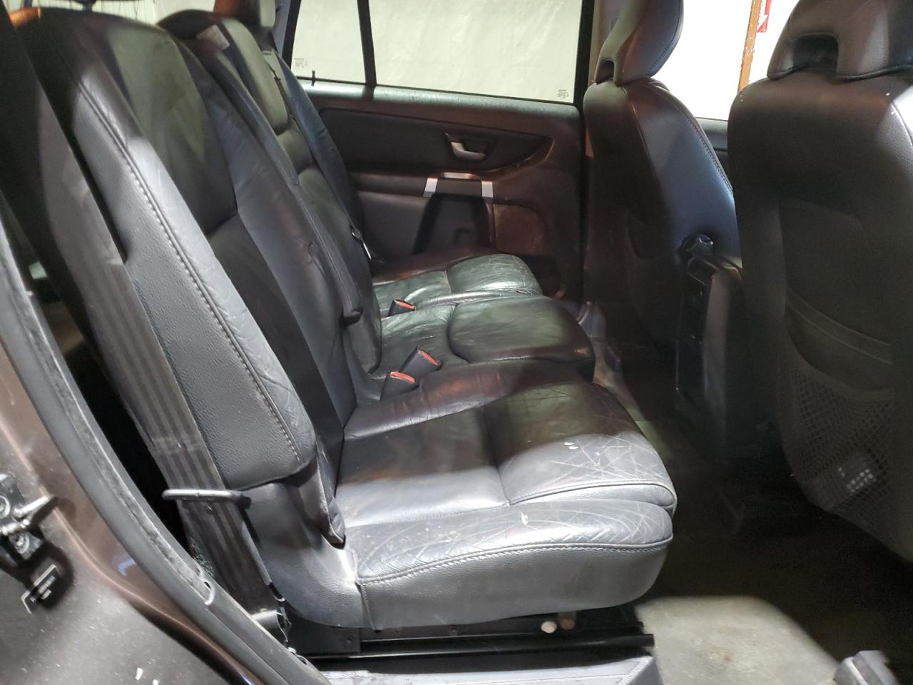 2009 Volvo XC90 - Image 11