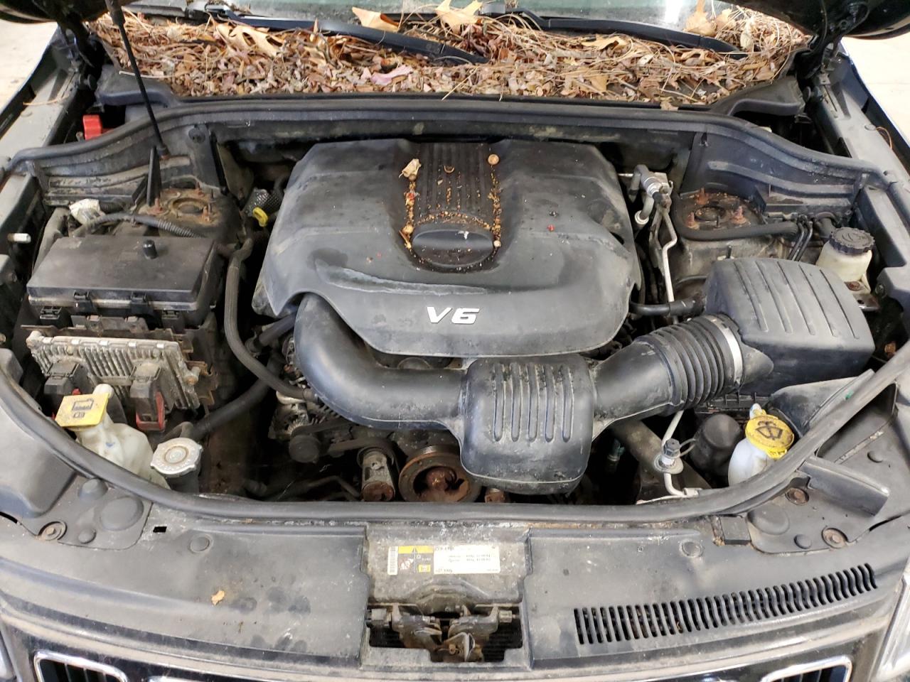 2014 Jeep Grand Cherokee - Image 12