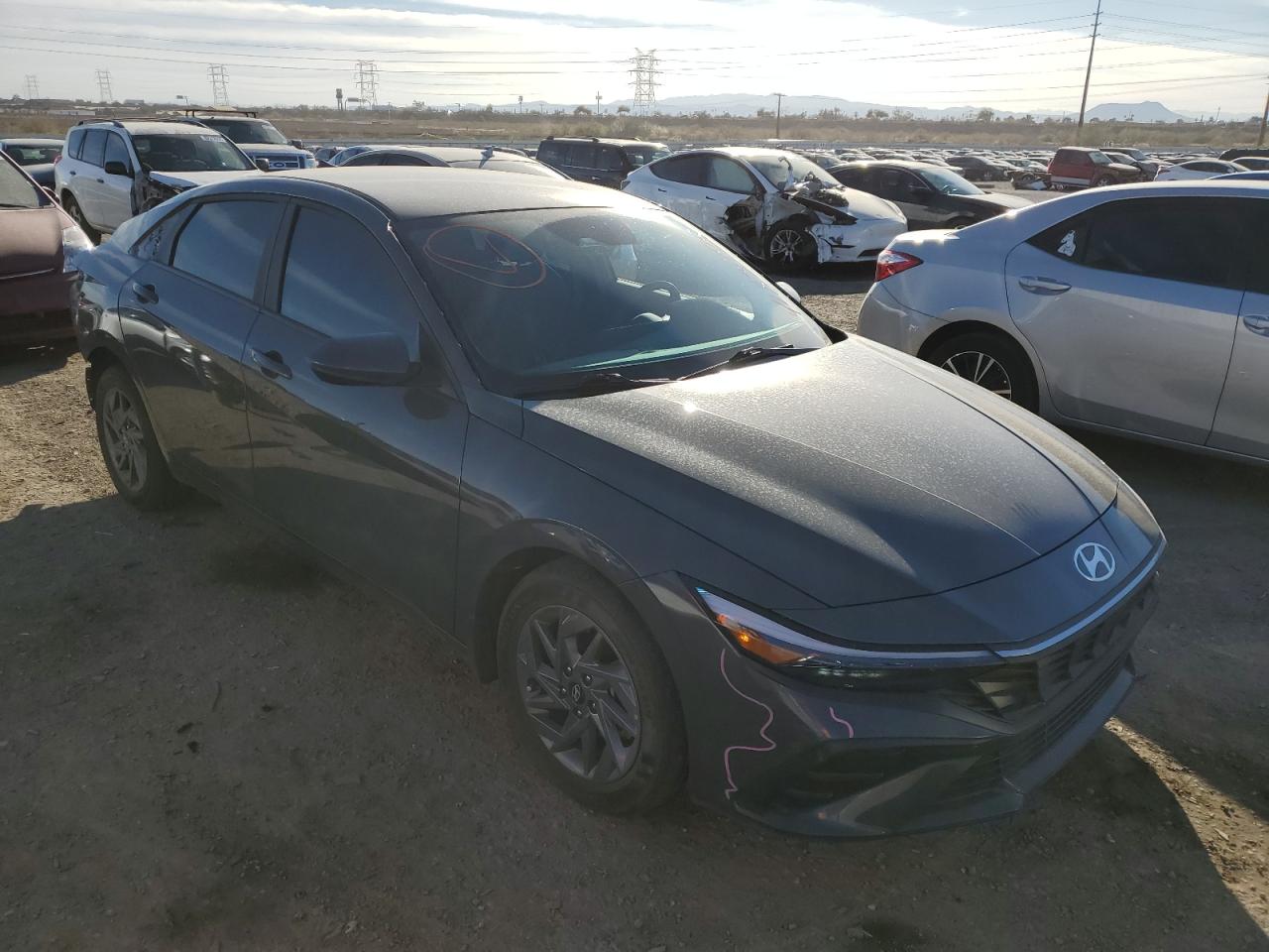 2024 Hyundai Elantra - Image 4