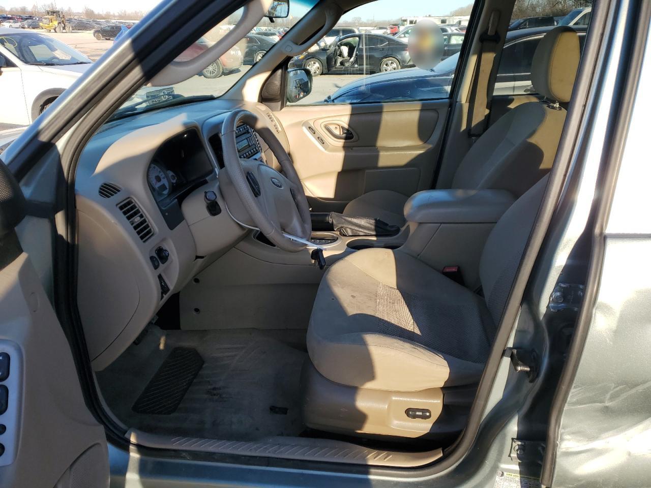 2007 Ford Escape - Image 7