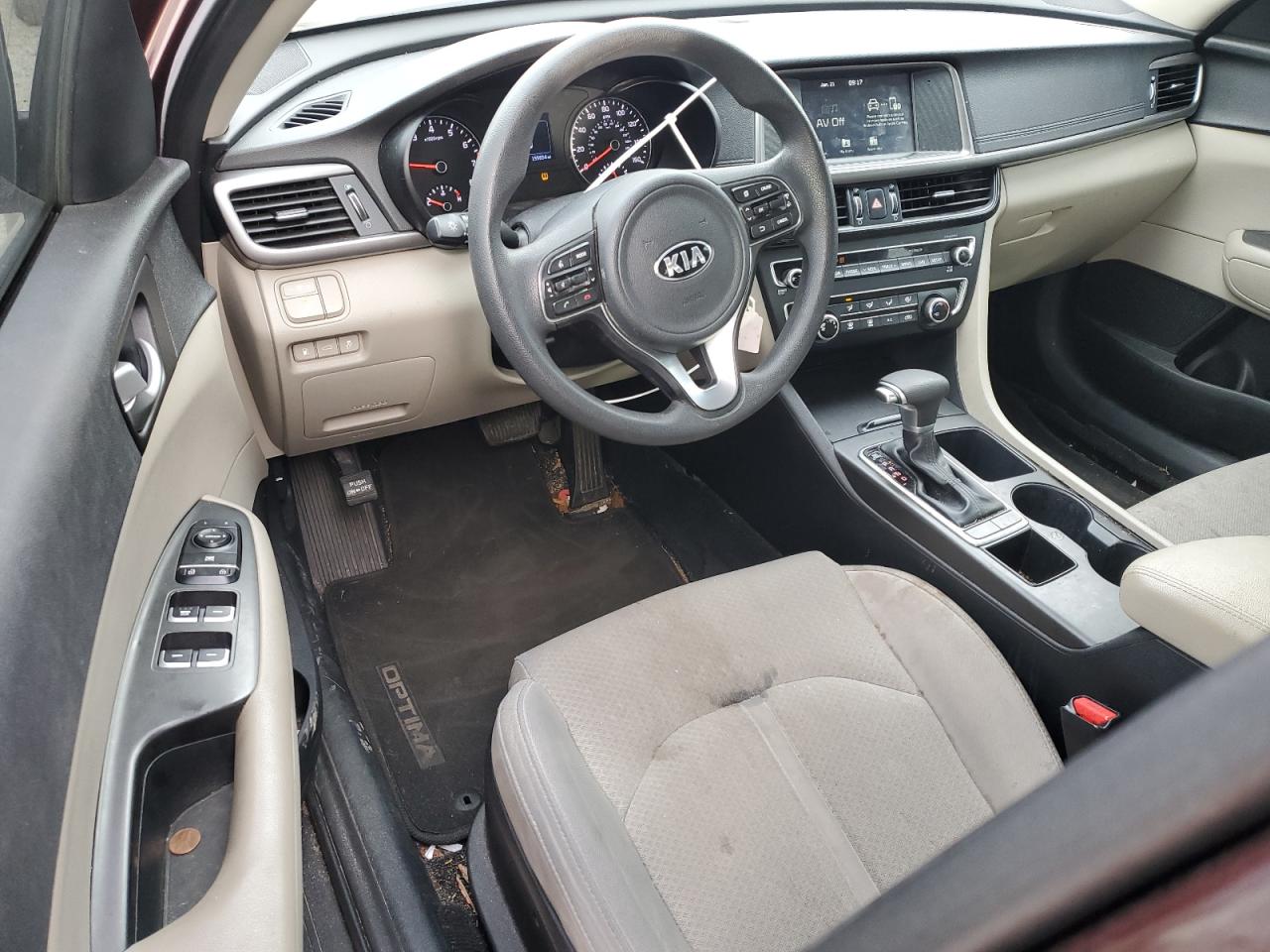 2018 Kia Optima - Image 8