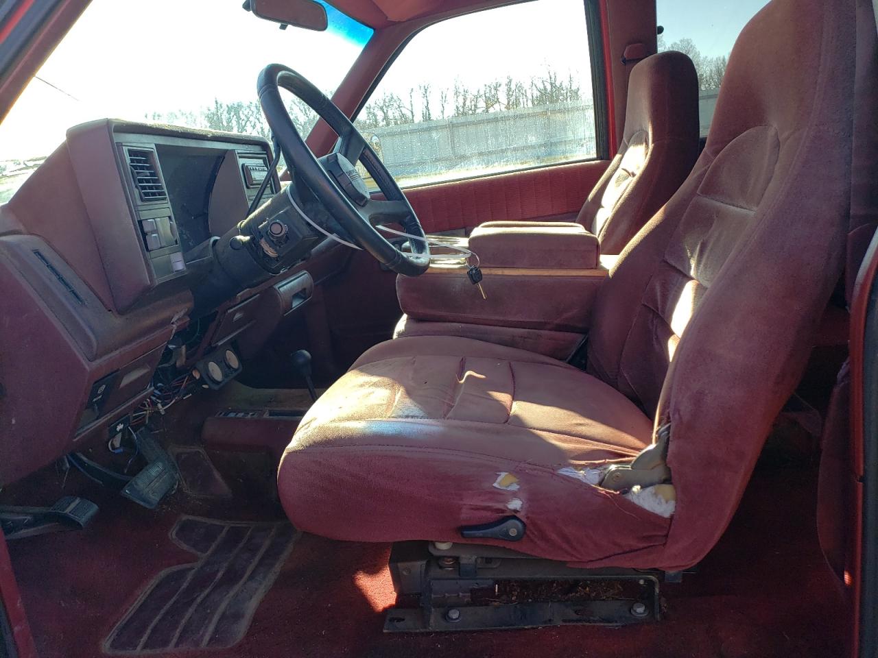 1994 Chevrolet GMT-400 - Image 7
