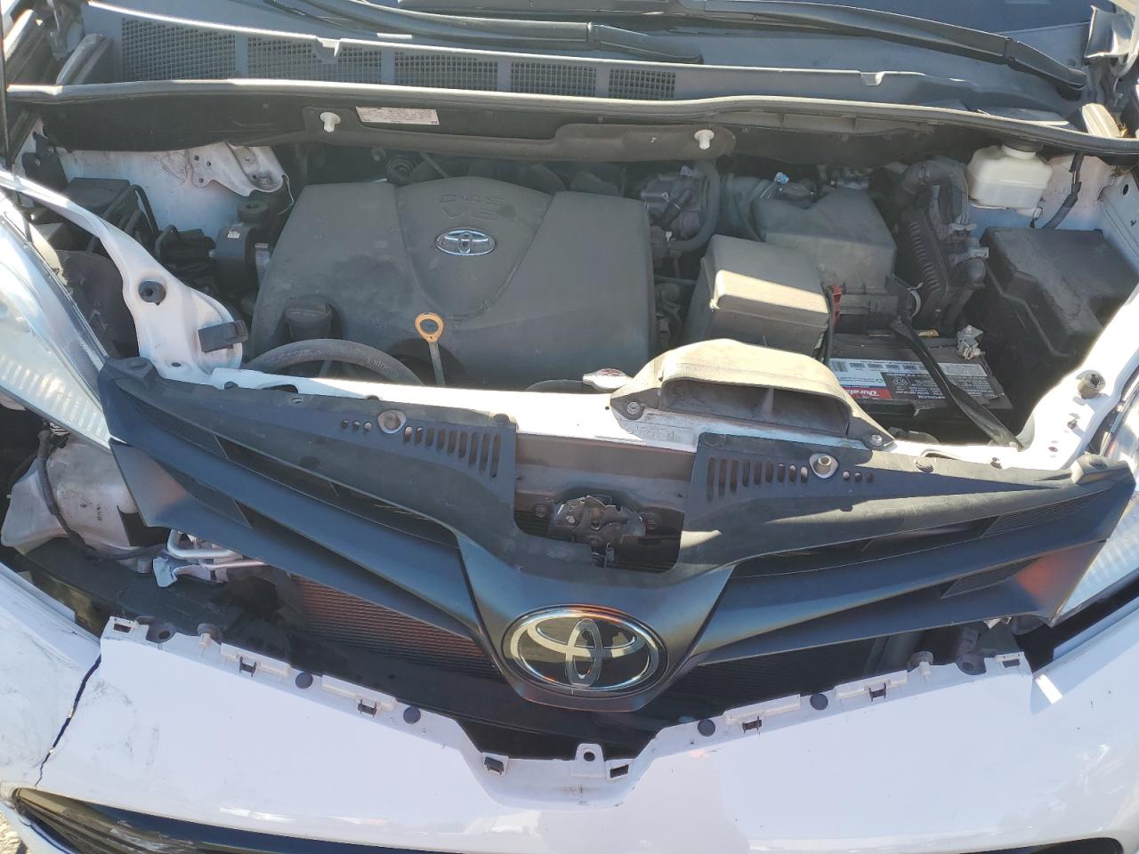 2020 Toyota Sienna - Image 14