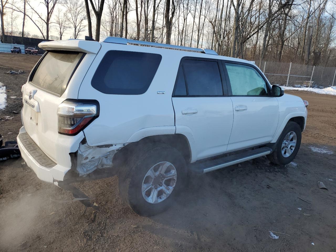 2016 Toyota 4Runner - Image 3