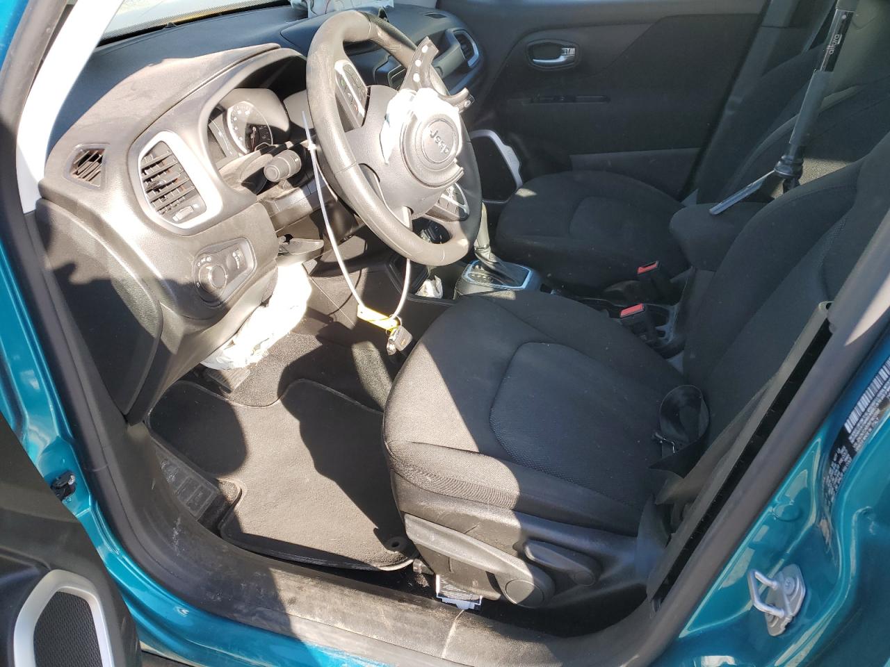 2021 Jeep Renegade - Image 7