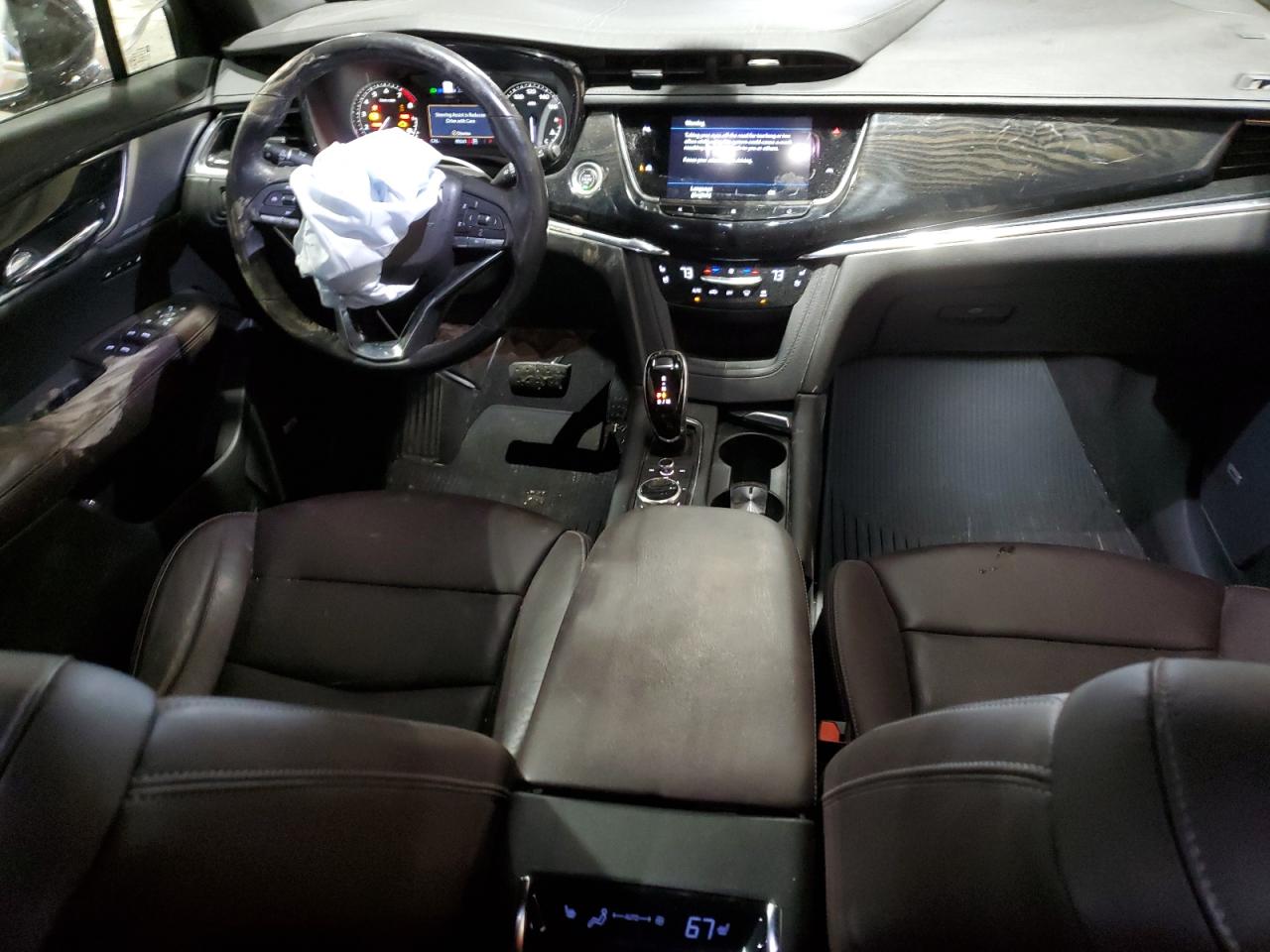 2021 Cadillac XT6 - Image 8