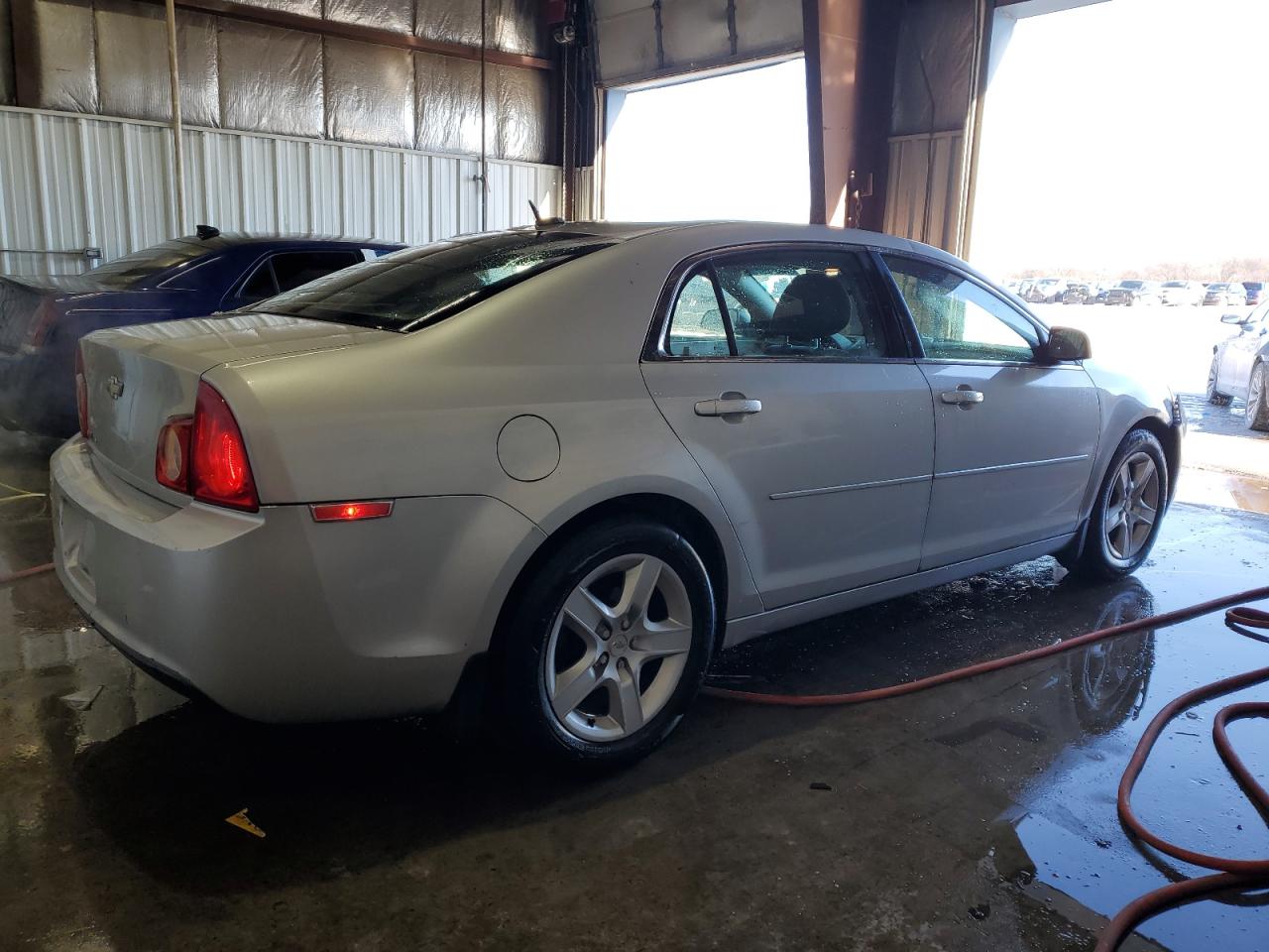 2011 Chevrolet Malibu - Image 3