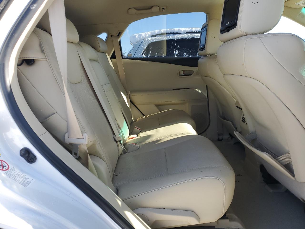 2010 Lexus RX - Image 11