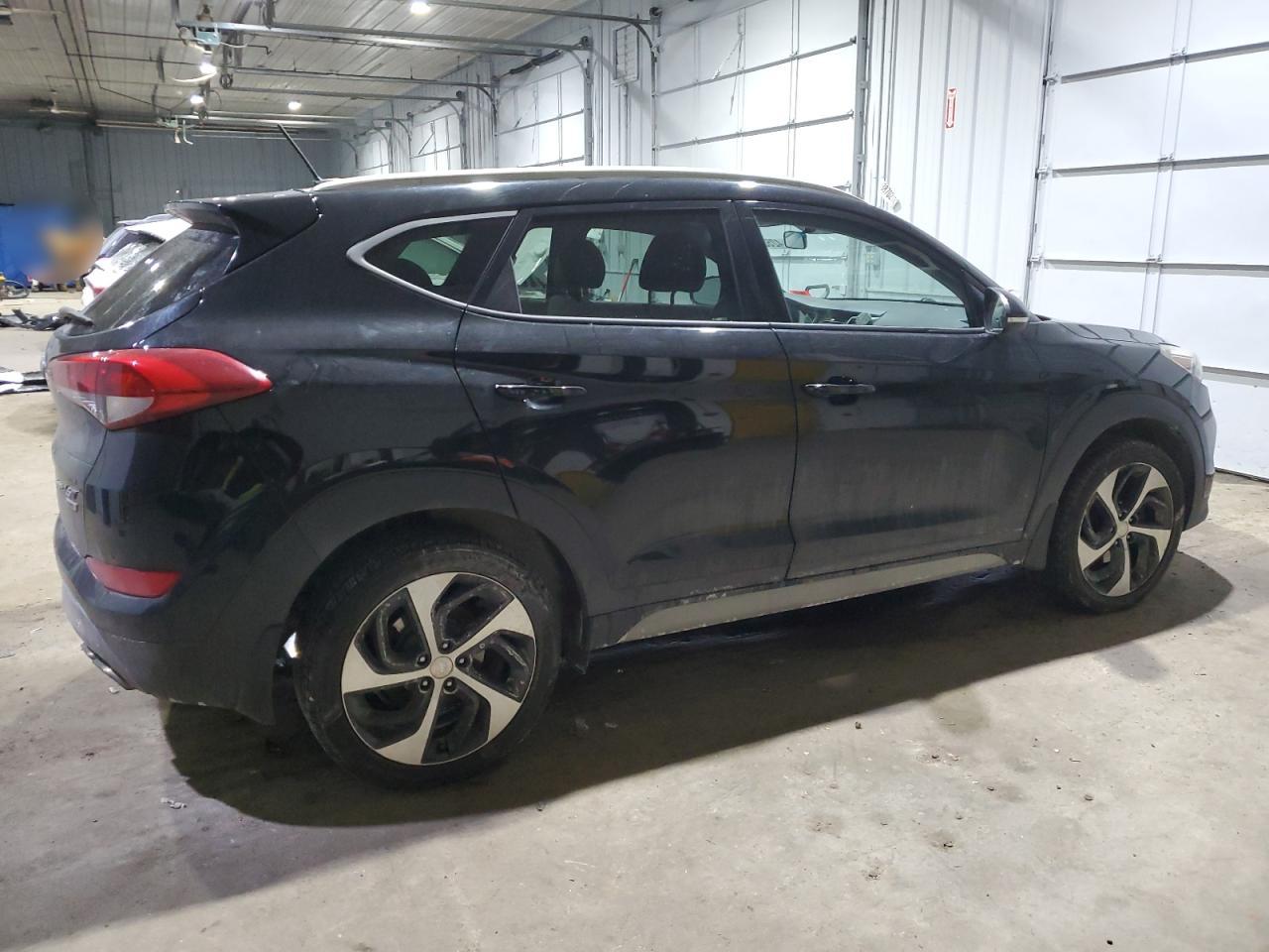 2017 Hyundai Tucson - Image 3