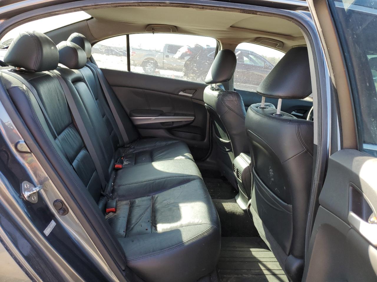 2010 Honda Accord - Image 10