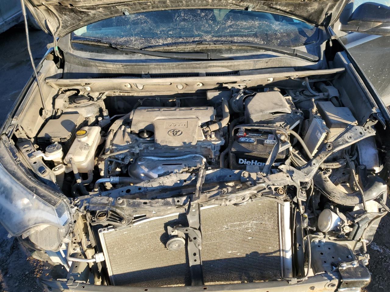 2018 Toyota RAV 4 - Image 12