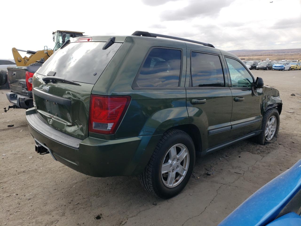2007 Jeep Grand Cherokee - Image 3