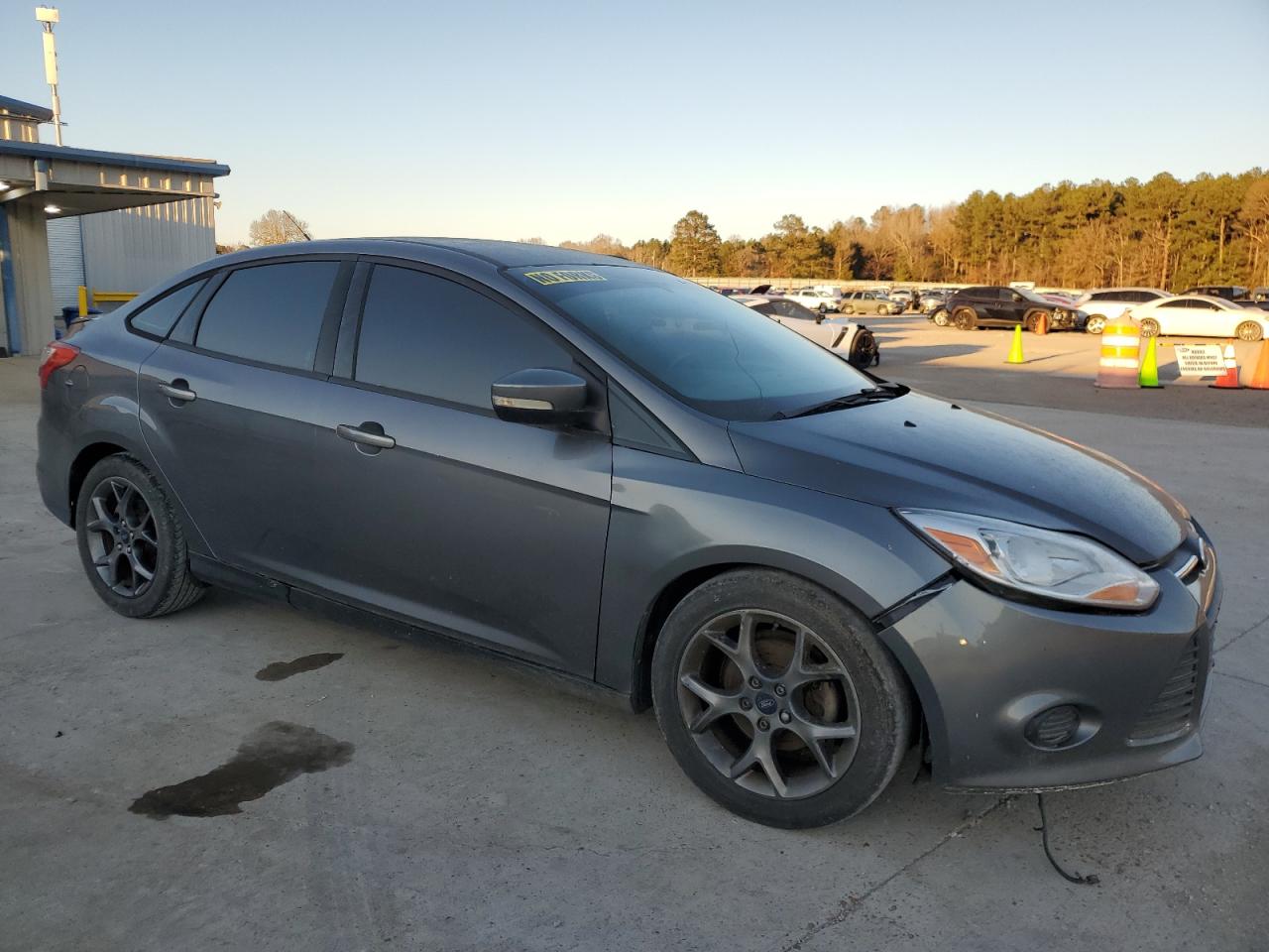 VIN 1FADP3F29DL317633 2013 FORD FOCUS no.4