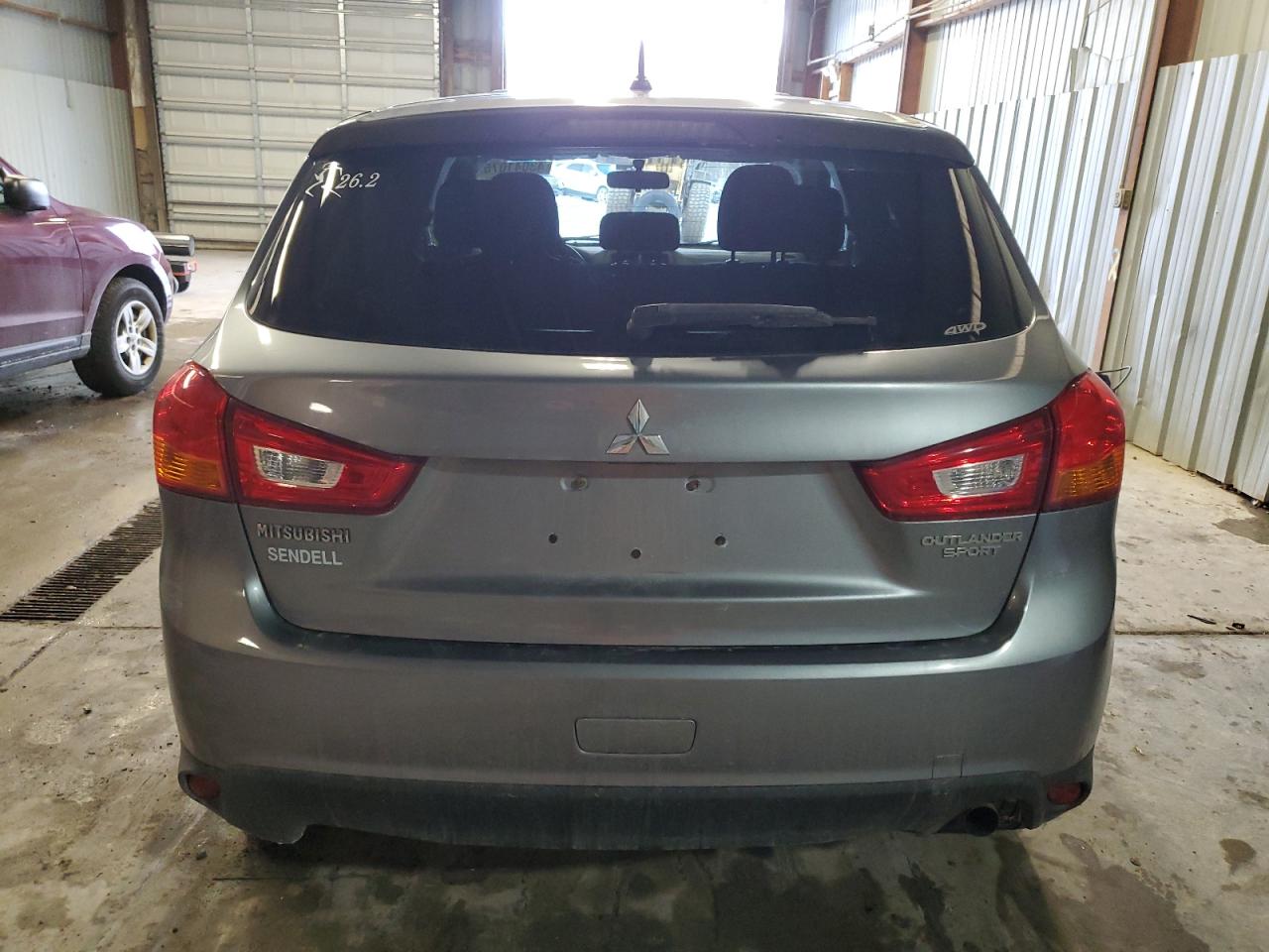 2016 Mitsubishi Outlander - Image 6