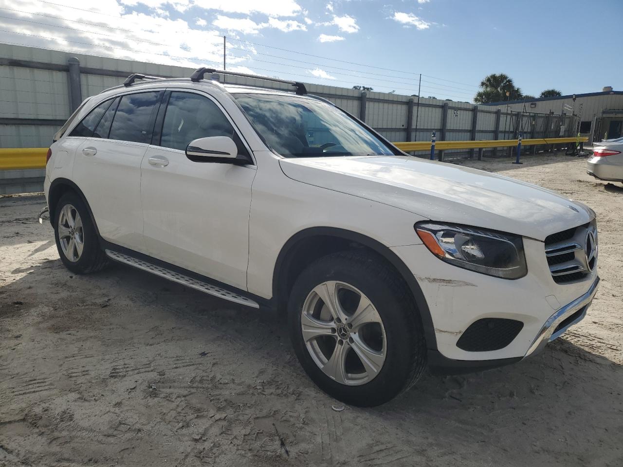 2018 Mercedes-Benz GLC - Image 4