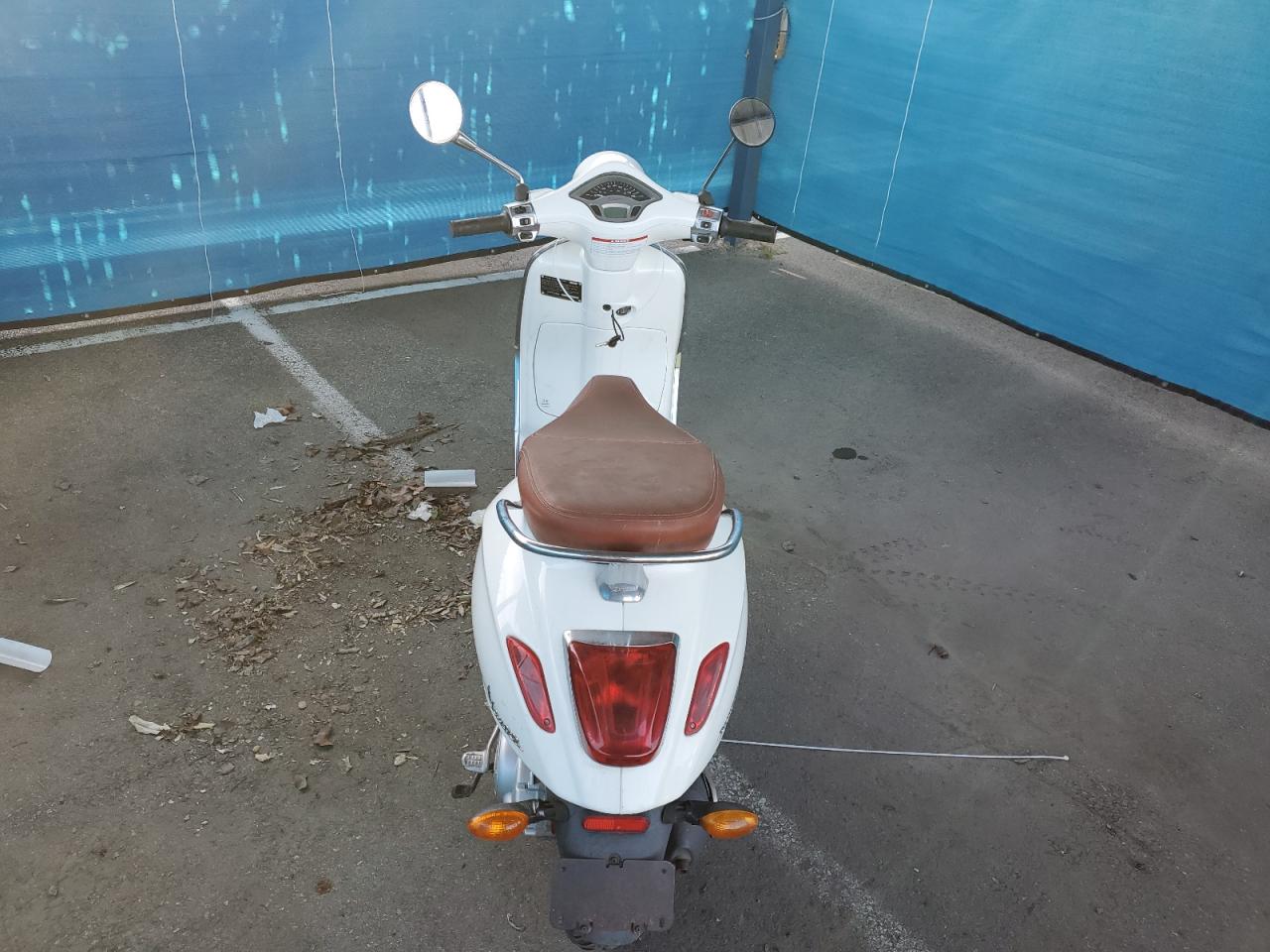 2015 Vespa Primavera 50 4V Ie VIN: ZAPC536B5F510775 Lot: 43288925