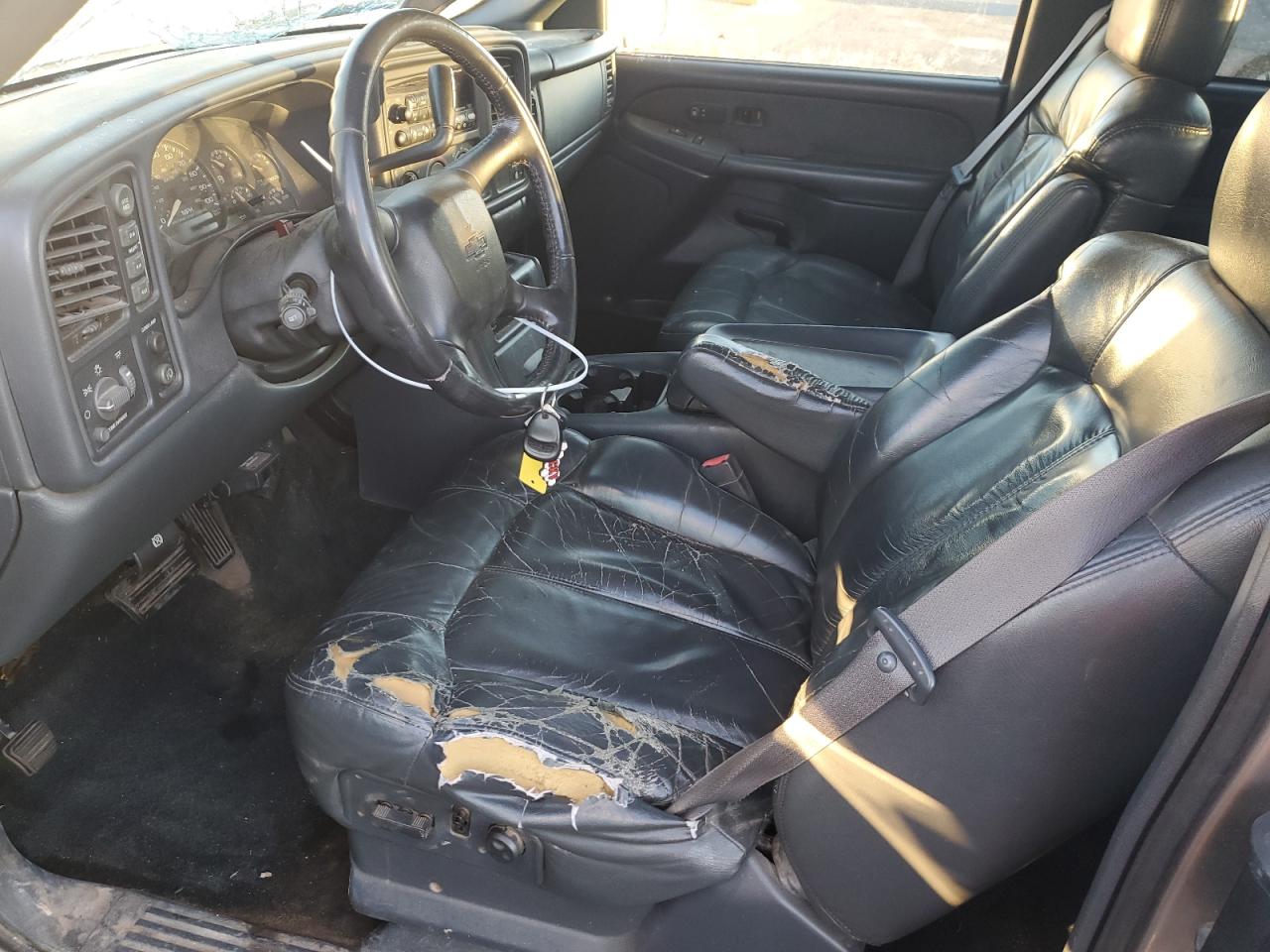 2002 Chevrolet Silverado - Image 7