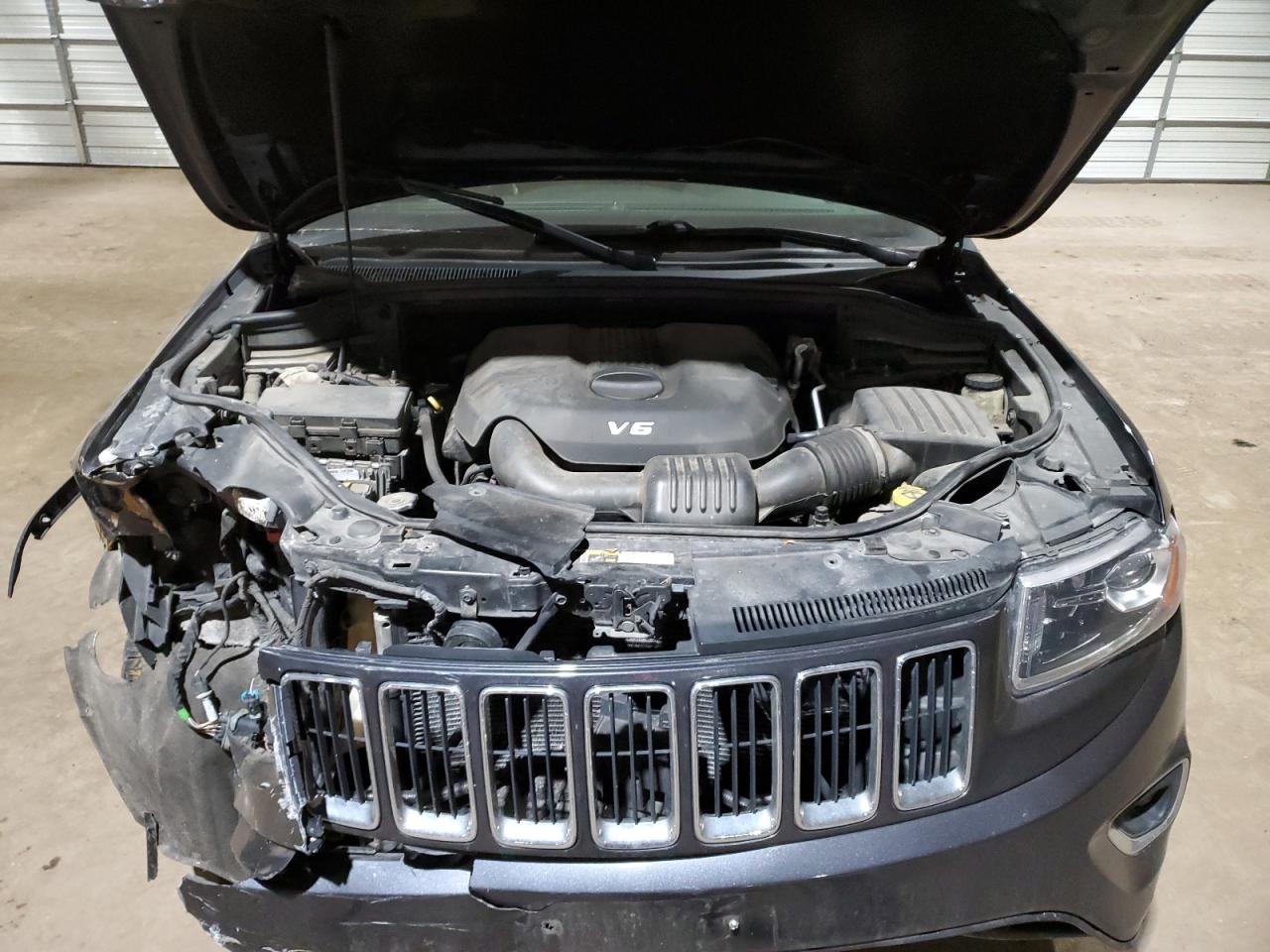 2014 Jeep Grand Cherokee - Image 11