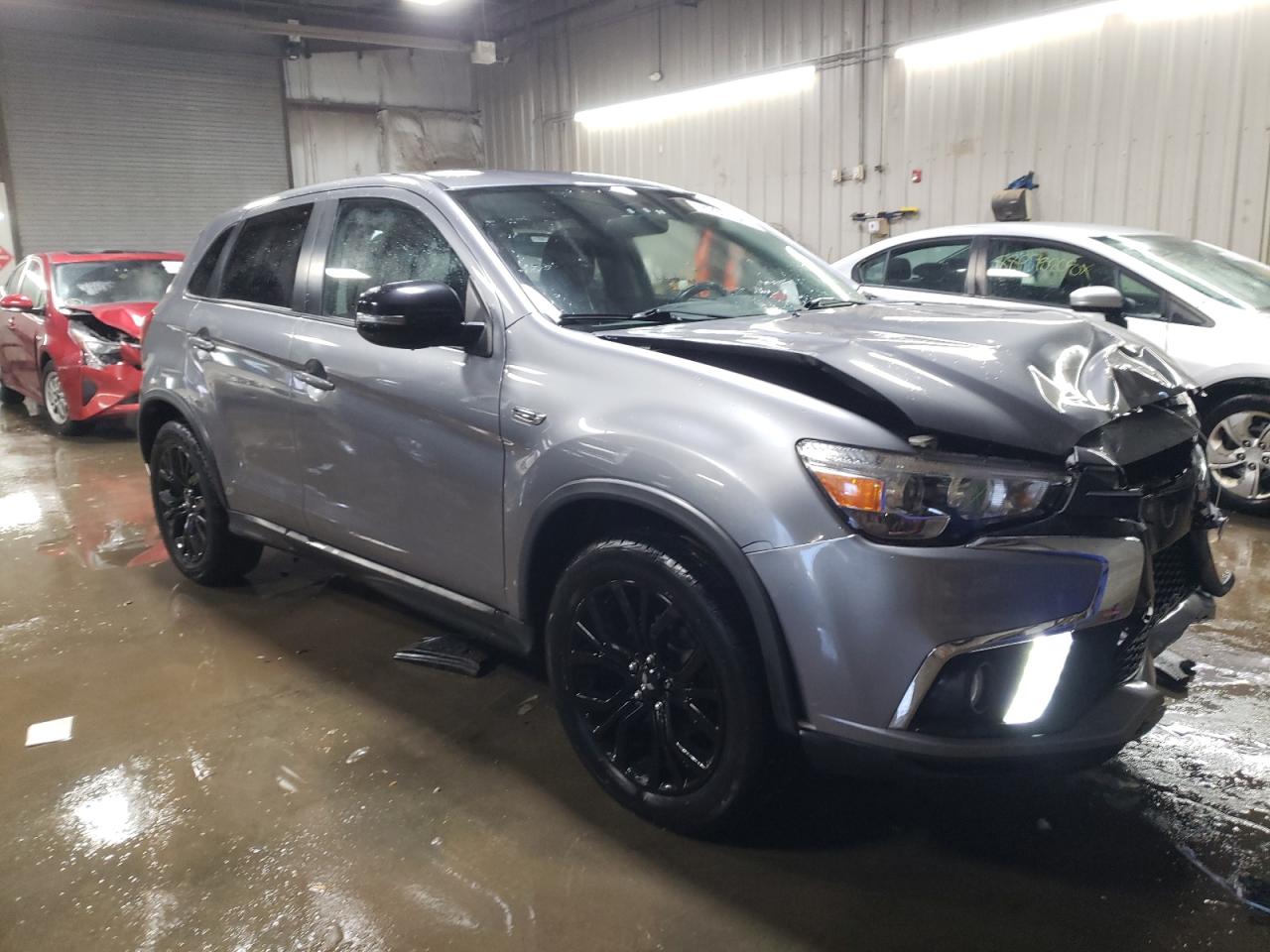 2018 Mitsubishi Outlander - Image 4