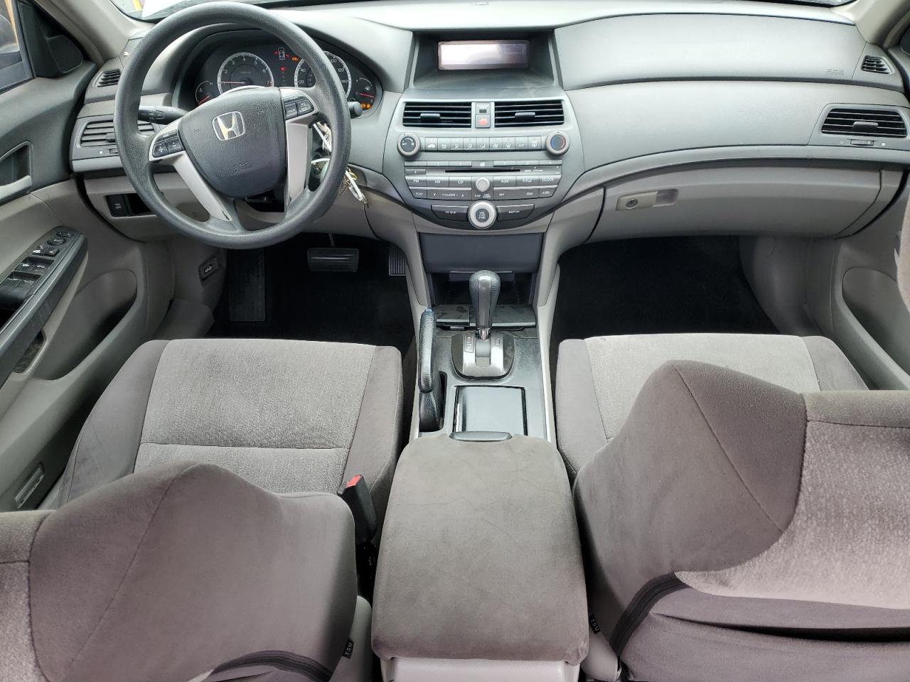 2009 Honda Accord - Image 8
