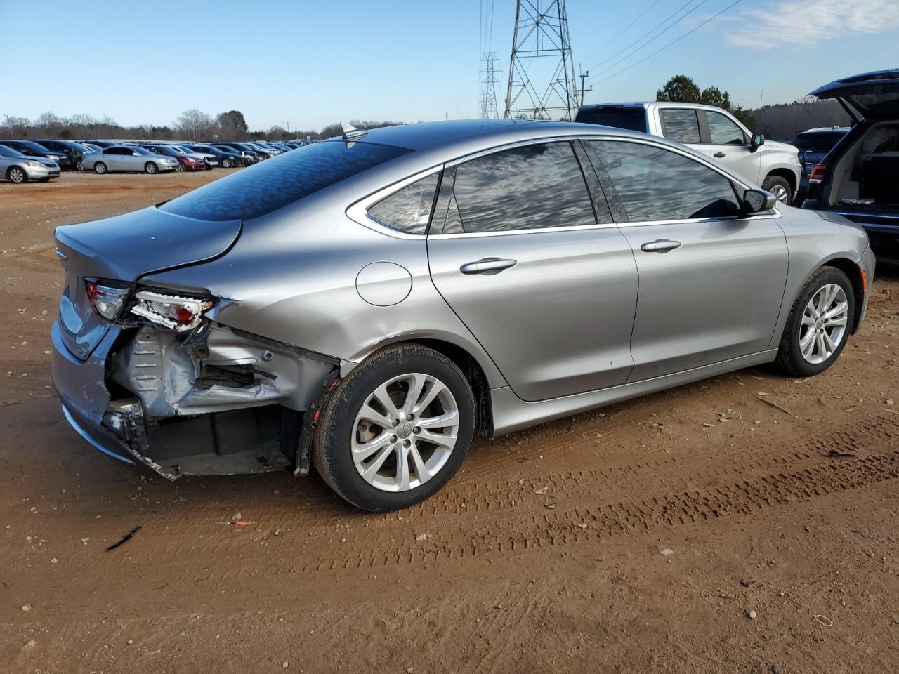 2016 Chrysler 200 - Image 3